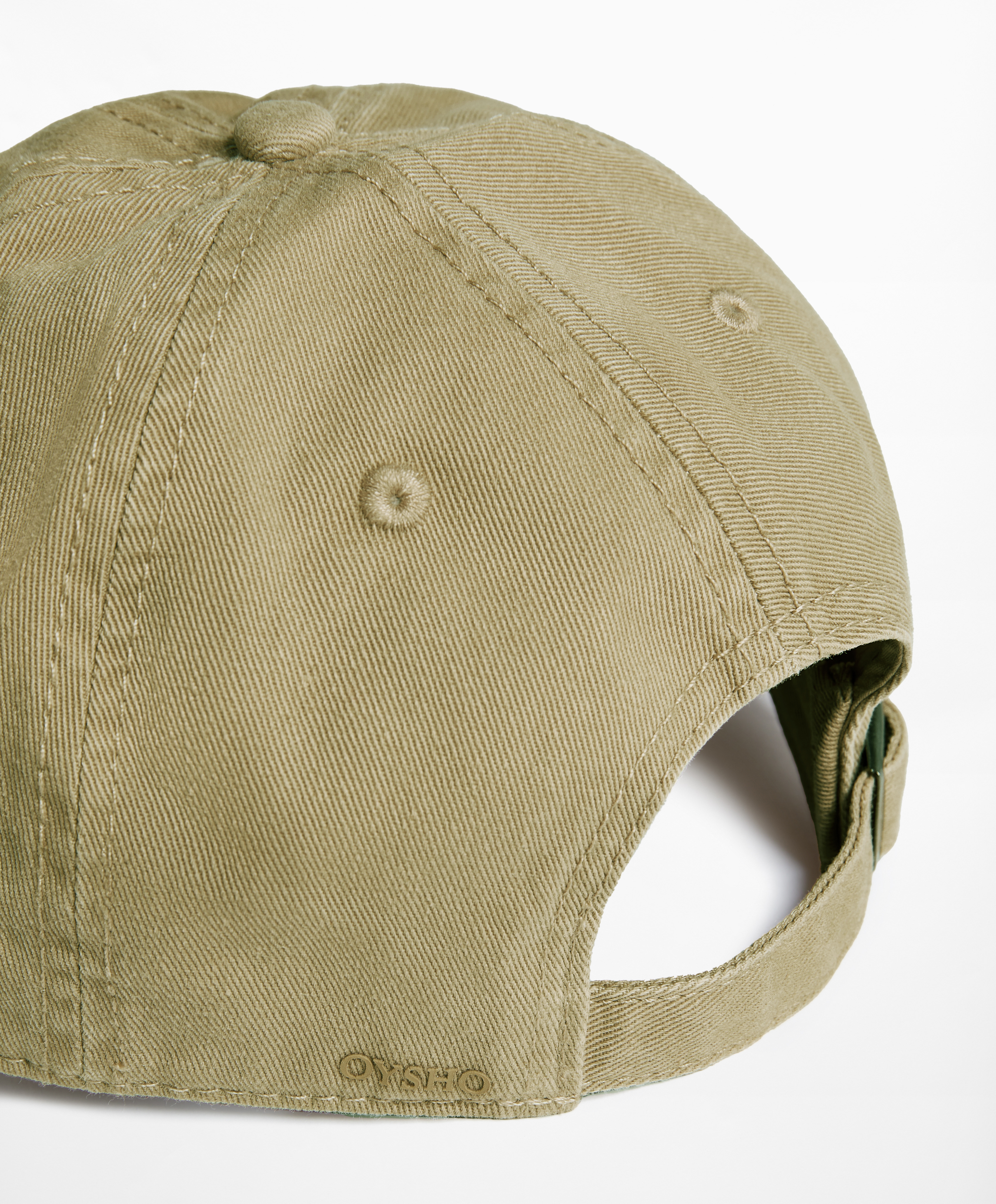 Washed-effect 100% cotton cap
