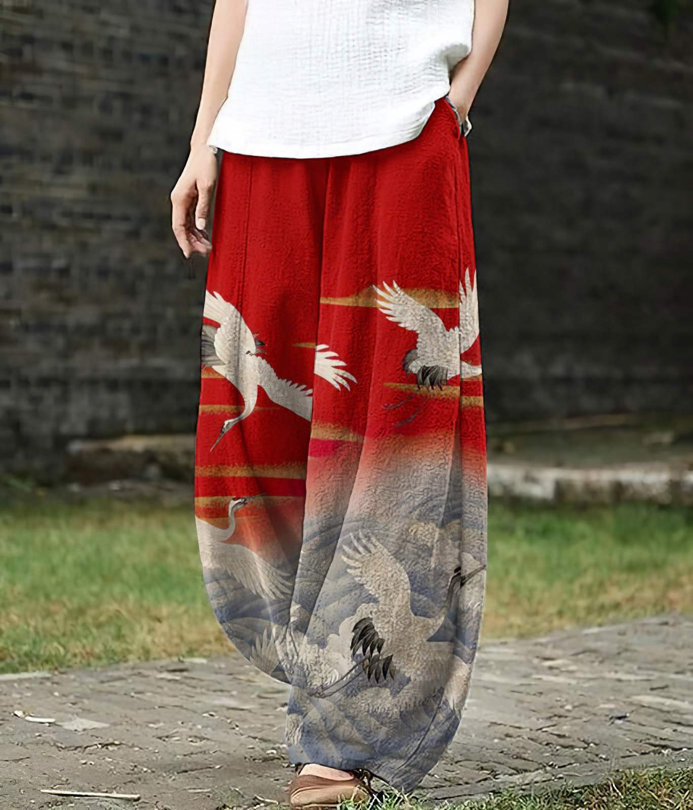 Women's Crane Art Ink And Wash Loose Casual Pants