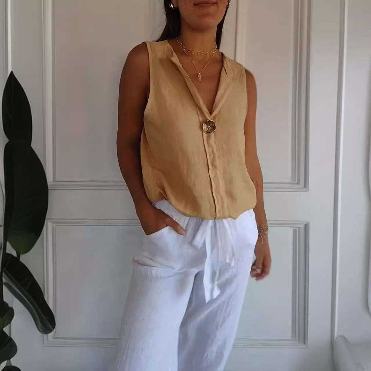 Casual cotton and linen sleeveless button v-neck top