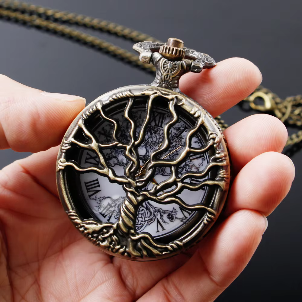 Men Women Quartz Pocket Watches Fashion Steampunk Pocket Watch Unisex Skull Design Luxury Retro Pocket Watch