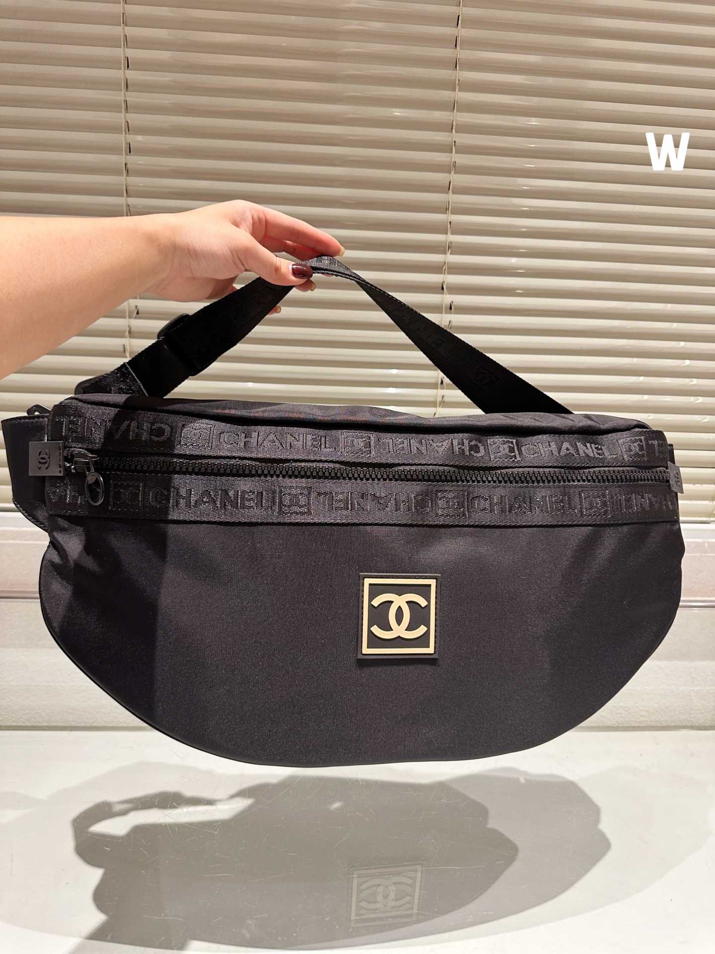 CHANEL-Treasure-Level Vintage Waist Bag and Chest Bag