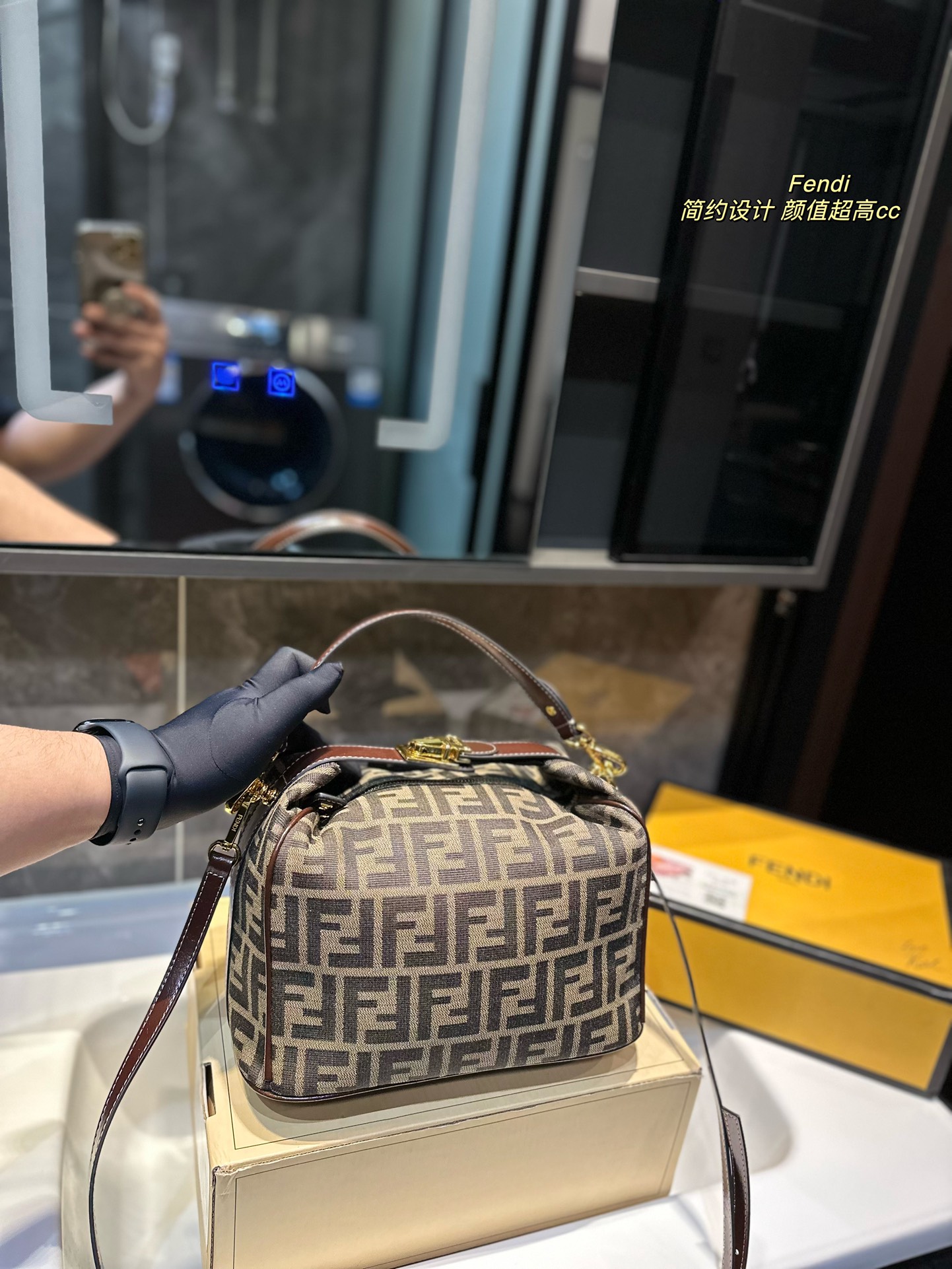 FENDI-BAGUETTE VINTAGE STYLE