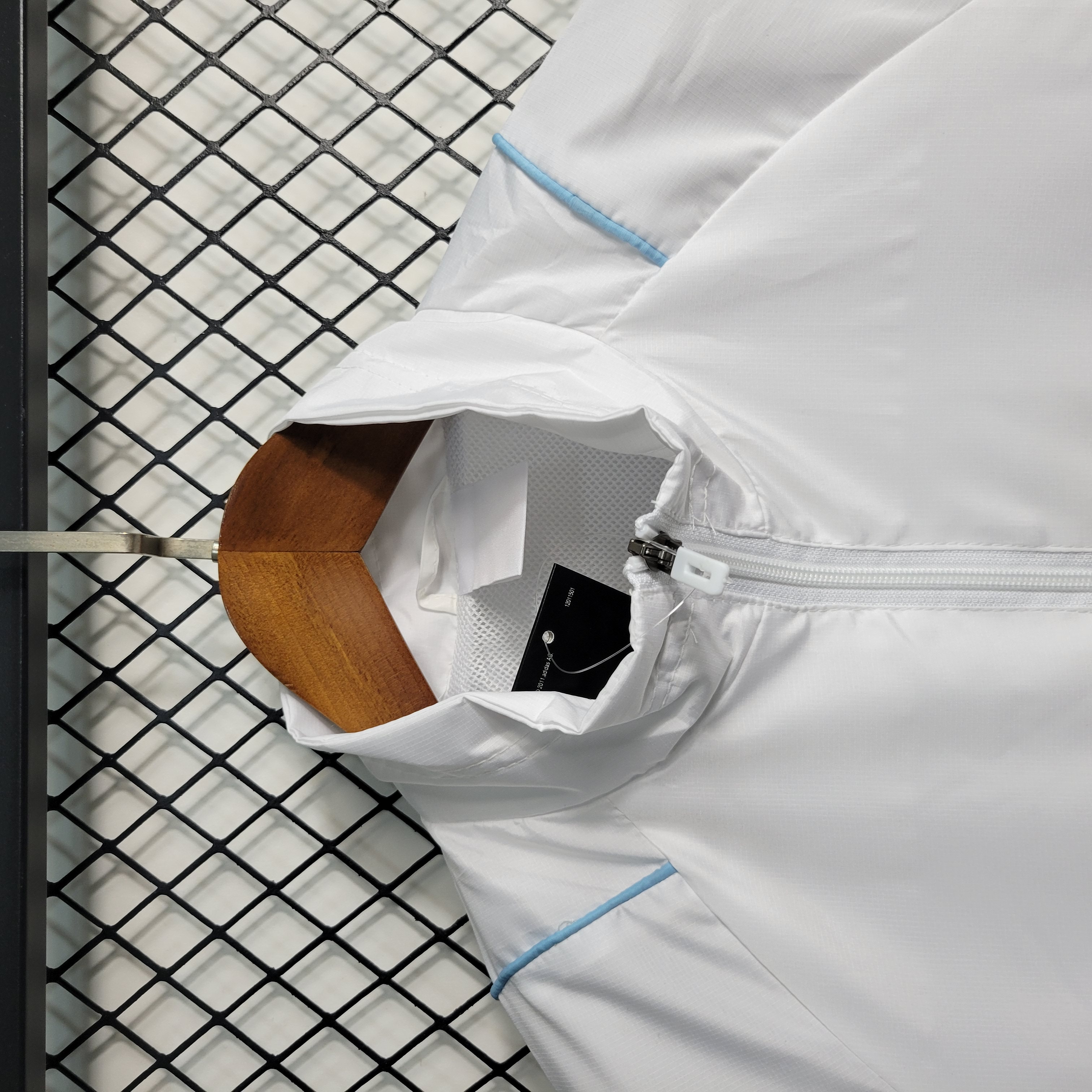 23-24 Manchester United White Windbreaker S-XXL - SOCCERDEALSHOP