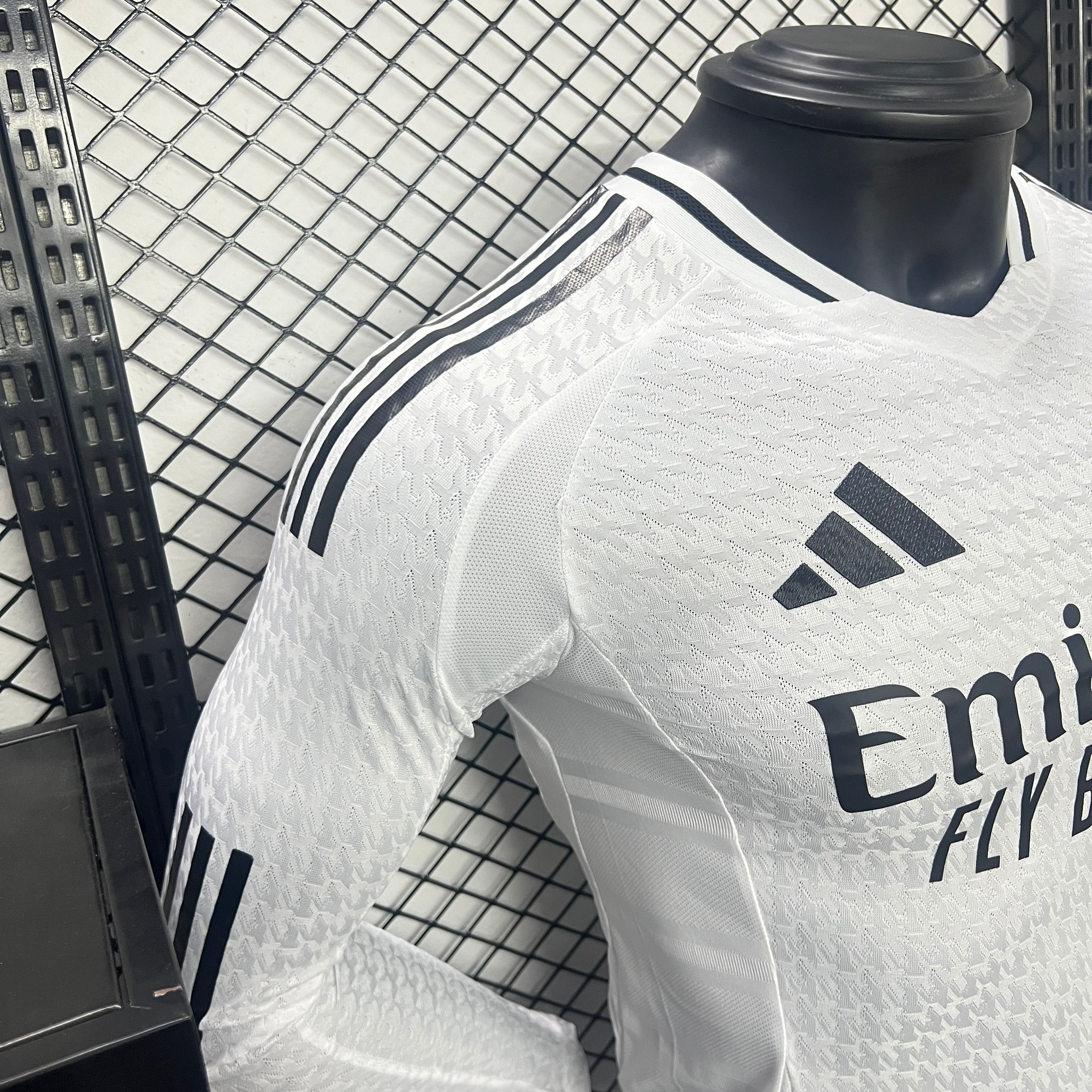 Real Madrid 24-25 Home Long Sleeve Jersey - Player Version - SOCCERDEALSHOP