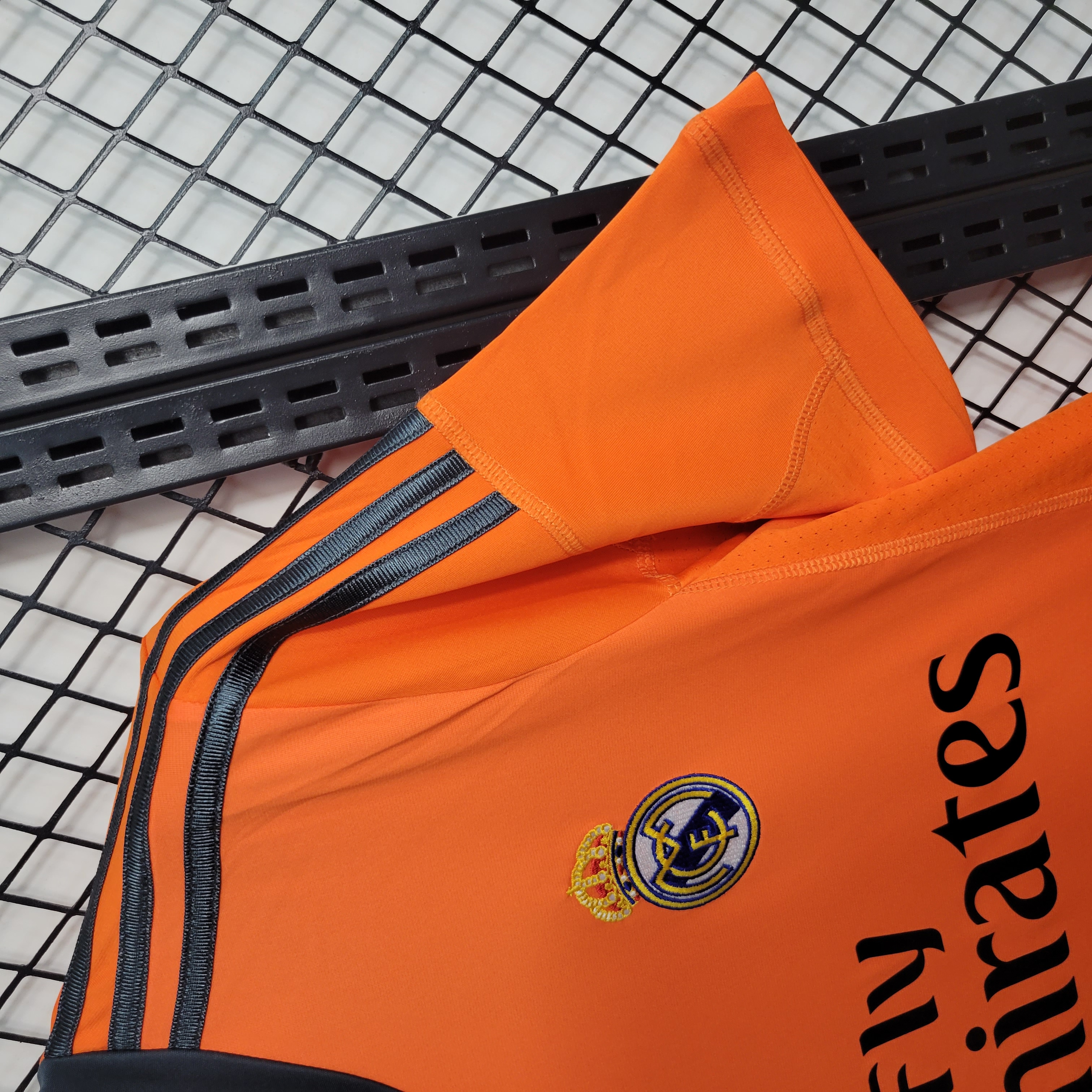 Retro Real Madrid 13-14 Third Jersey - SOCCERDEALSHOP