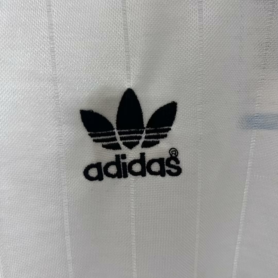 Manchester United Retro 82-84 Away Long Sleeve Jersey League Cup Final - SOCCERDEALSHOP