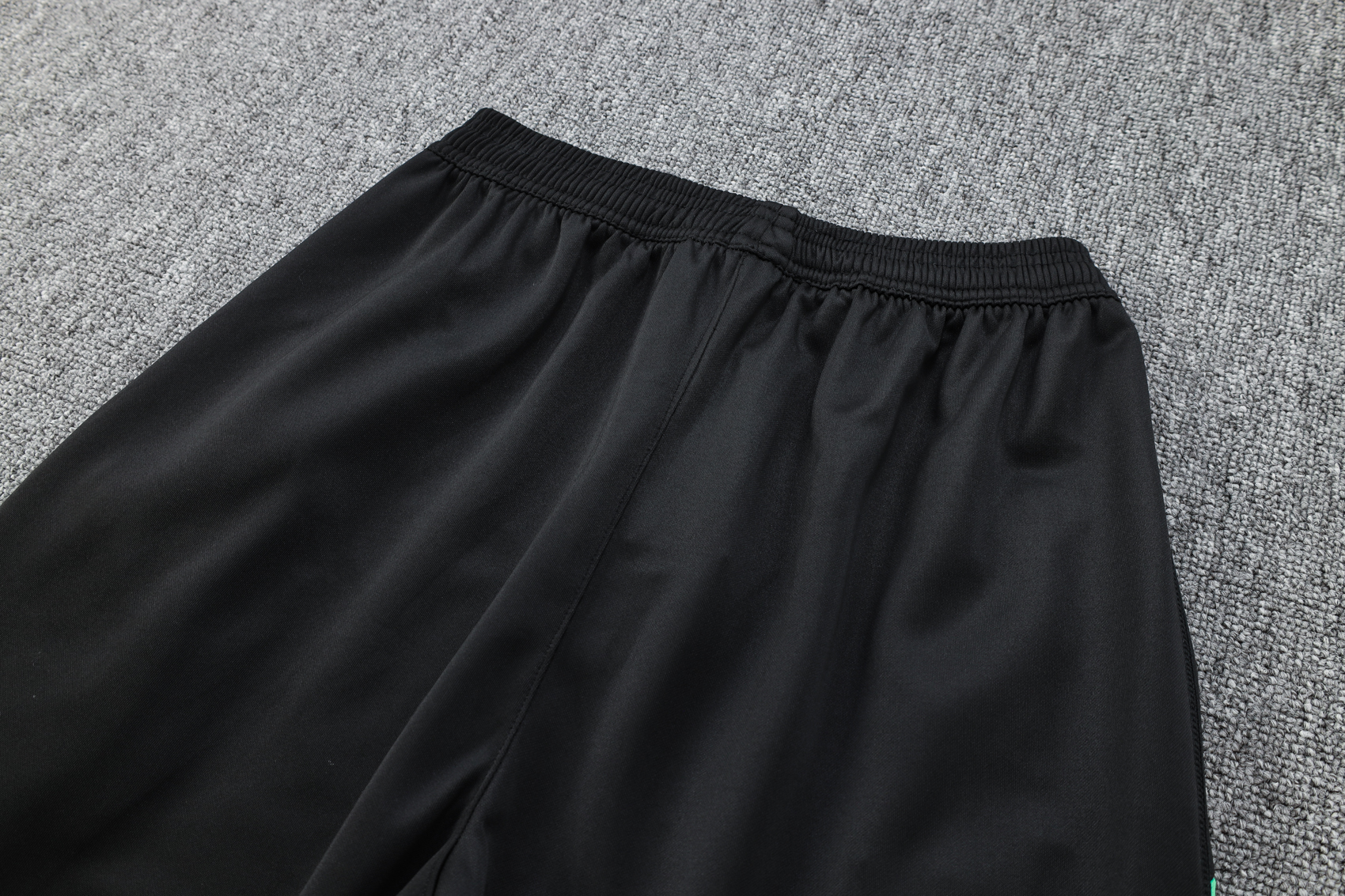 Manchester United 23-24 Jacket Training Tracksuit -Black - SOCCERDEALSHOP