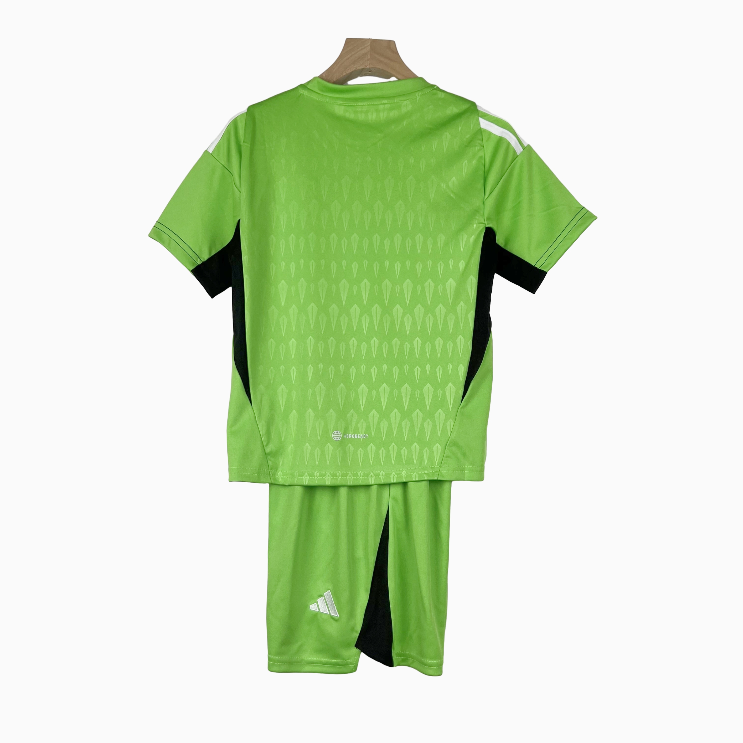 Manchester United 23-24 Green Goalkeeper Kids Kit - SOCCERDEALSHOP