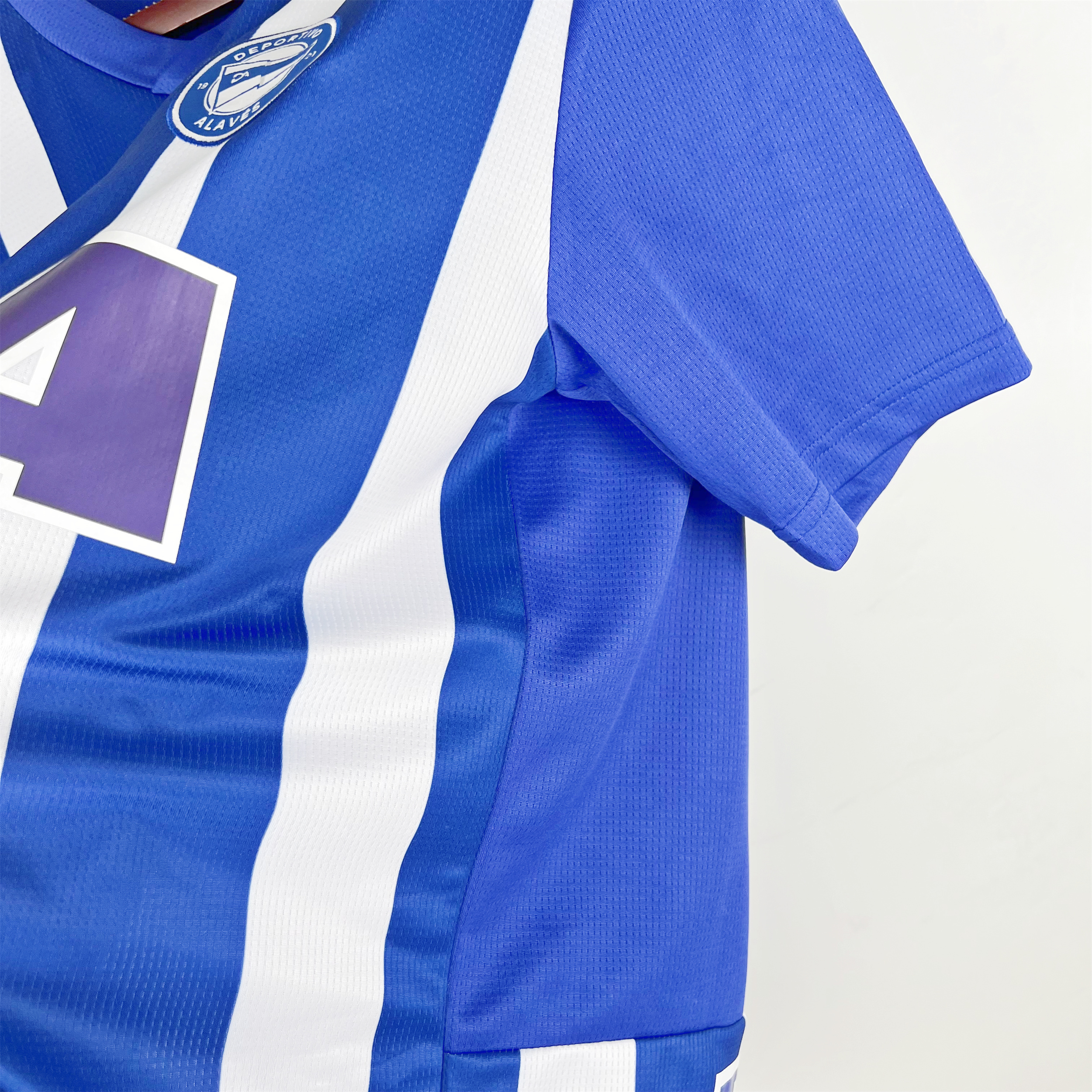 Deportivo Alavés 23-24 Home Stadium Jersey - Fans Version - SOCCERDEALSHOP