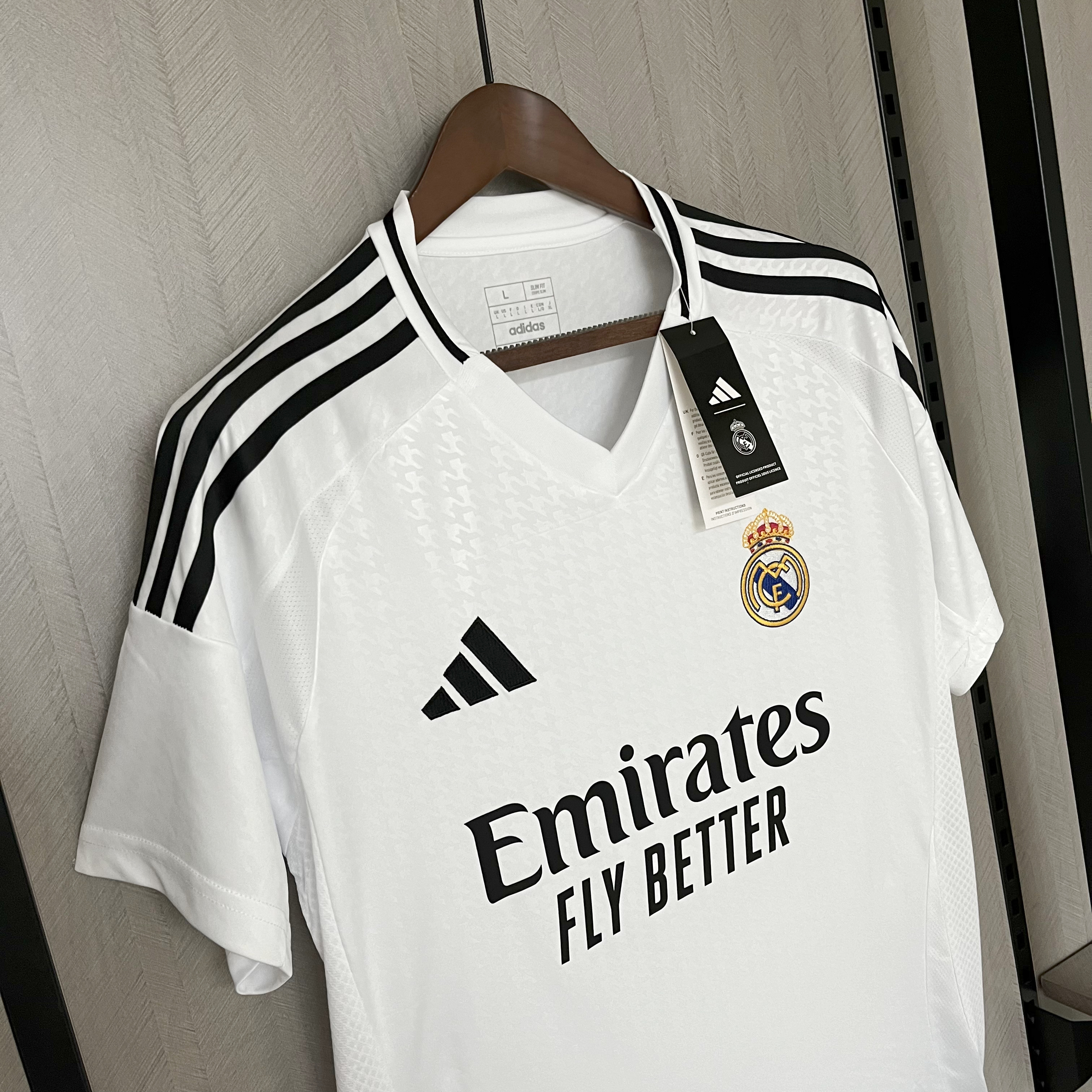 Real Madrid 24-25 Home Stadium Jersey - Fans Version - SOCCERDEALSHOP