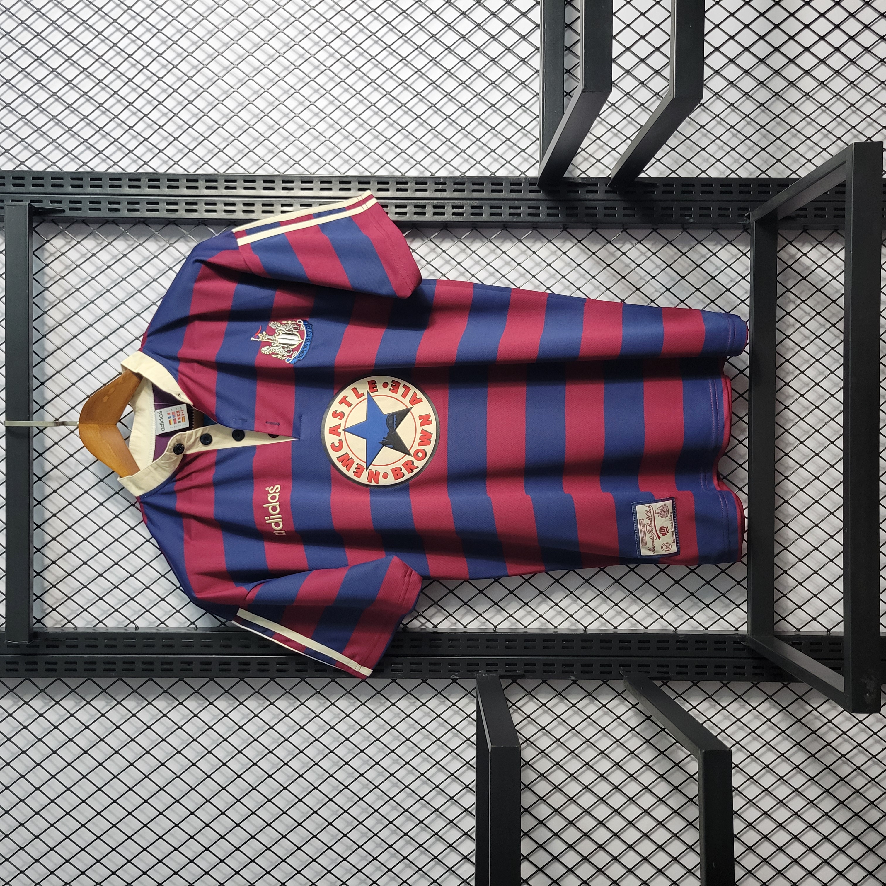 Retro Newcastle United 1995-96 Away Stadium Jersey - SOCCERDEALSHOP