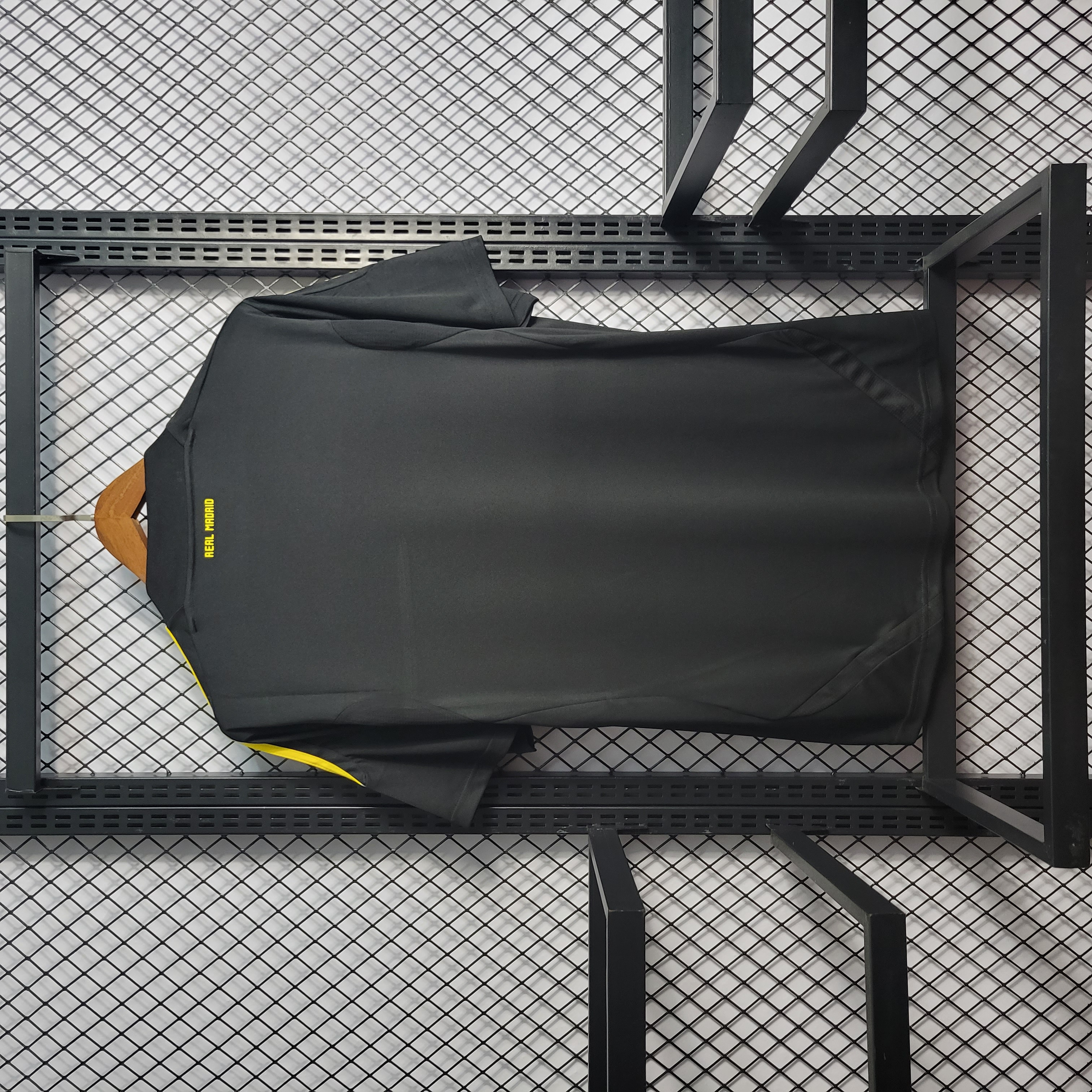 Retro Real Madrid 11-12 Black Goalkeeper Jersey - SOCCERDEALSHOP