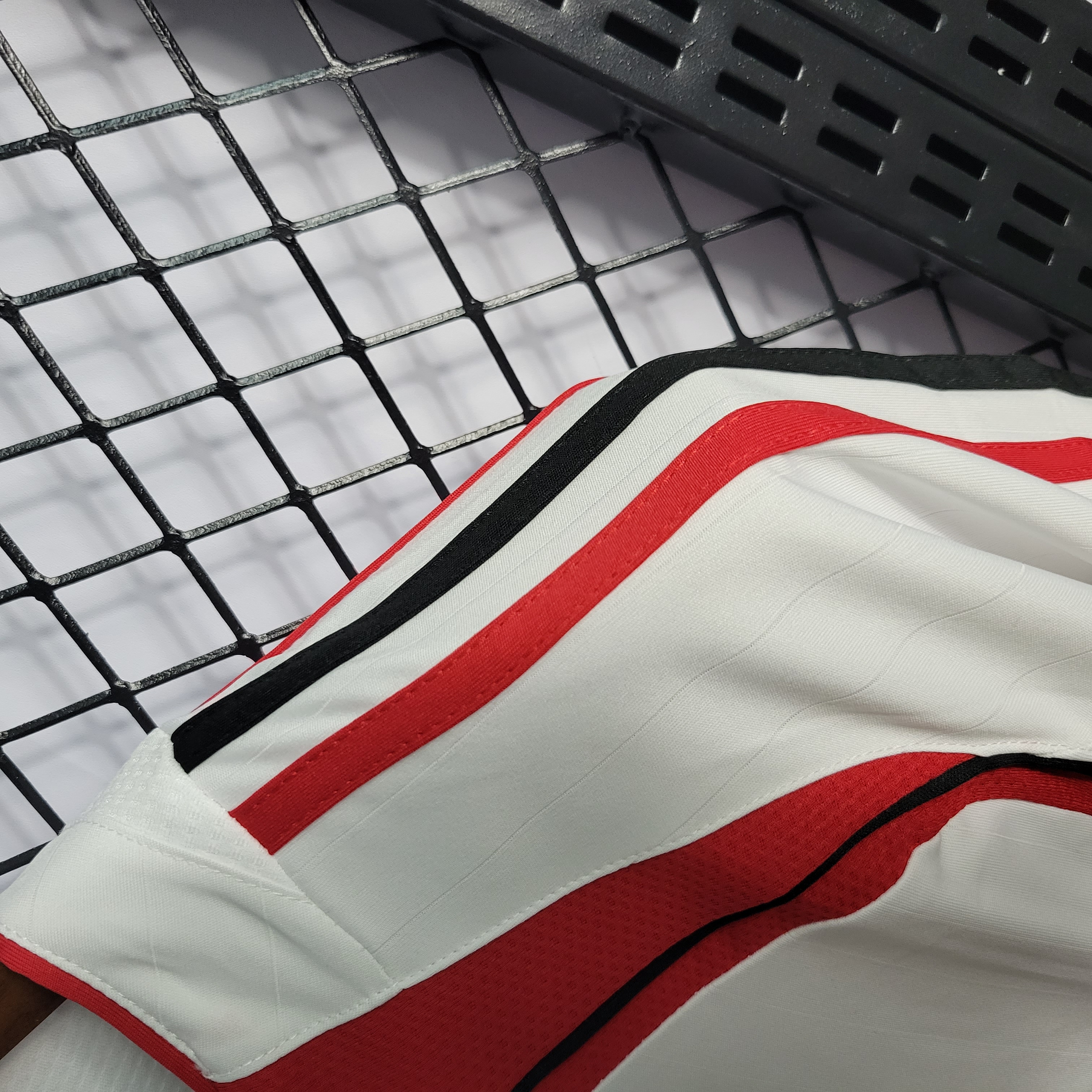 Retro AC Milan 06-07 Away Stadium Jersey - Champions League Final - SOCCERDEALSHOP