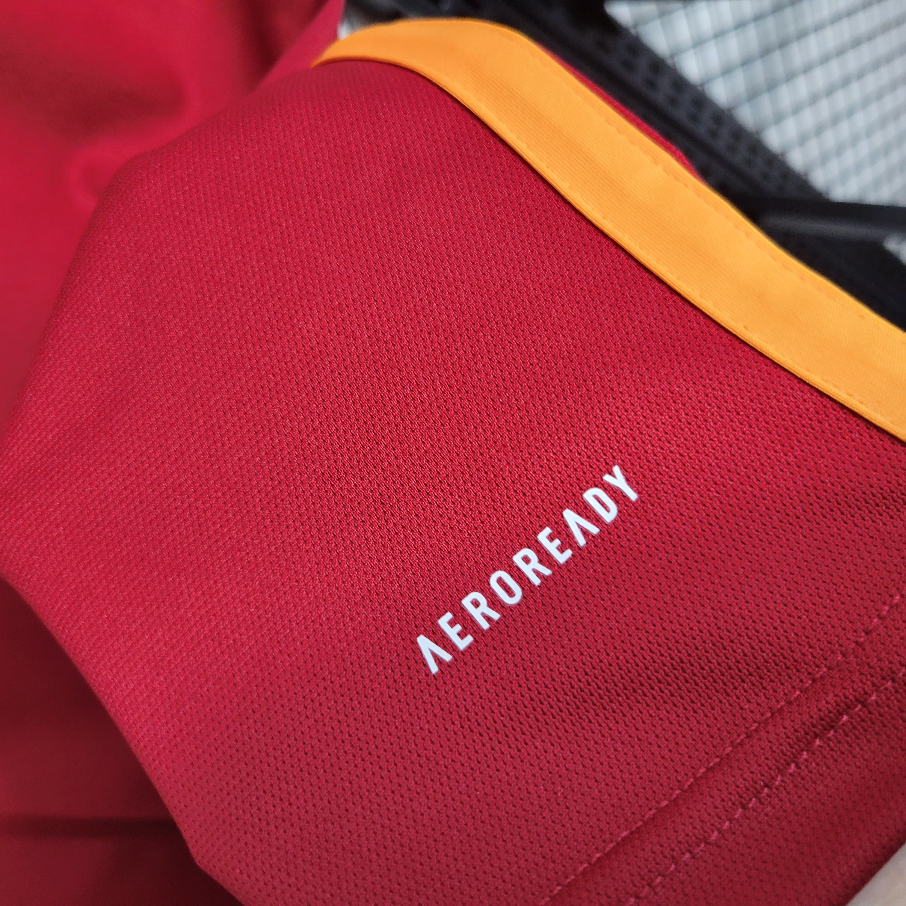 Roma 23-24 Home Stadium Jersey - Fans Version - SOCCERDEALSHOP