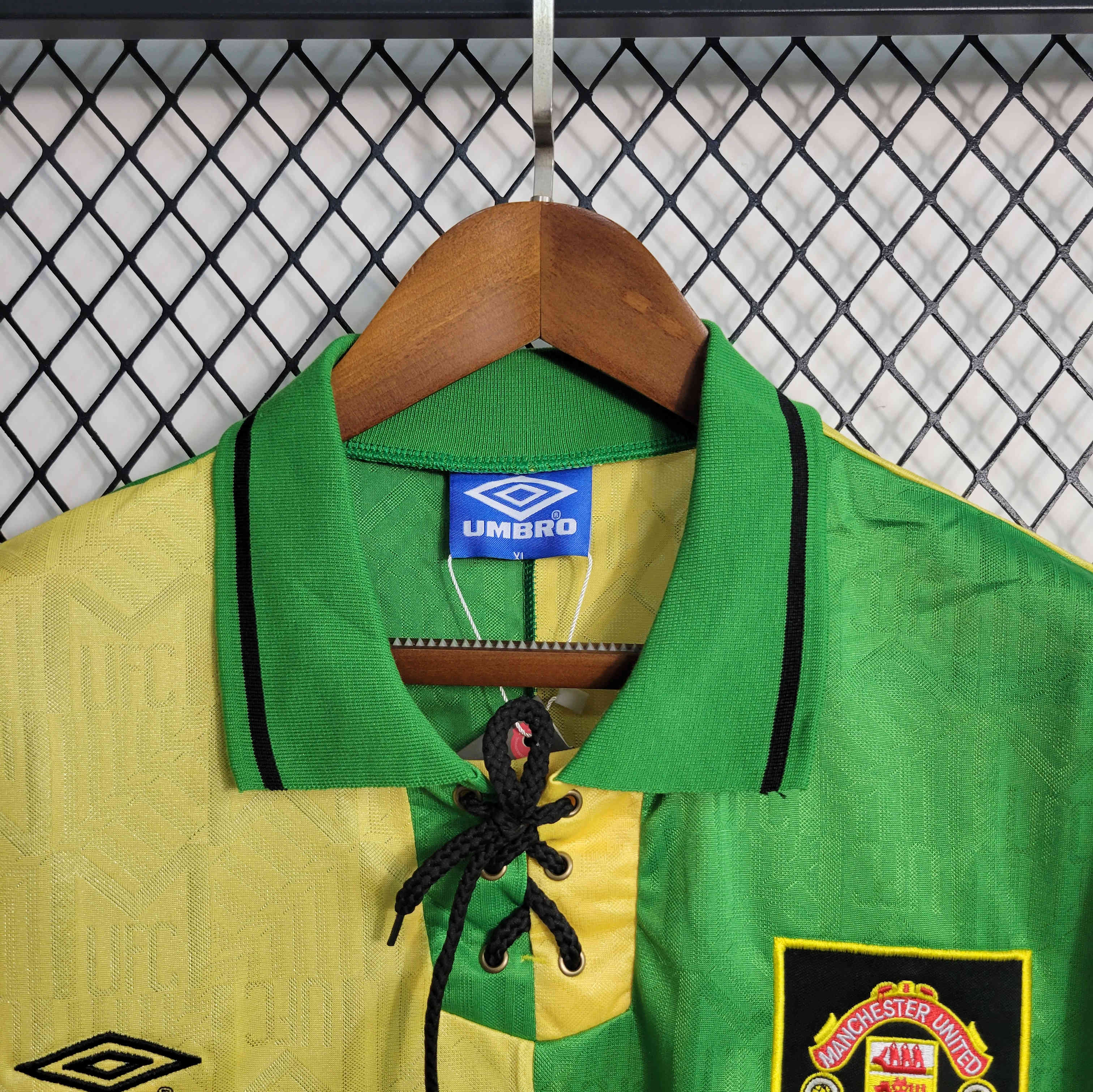 Manchester United Retro 92-94 Third Away Jersey - SOCCERDEALSHOP