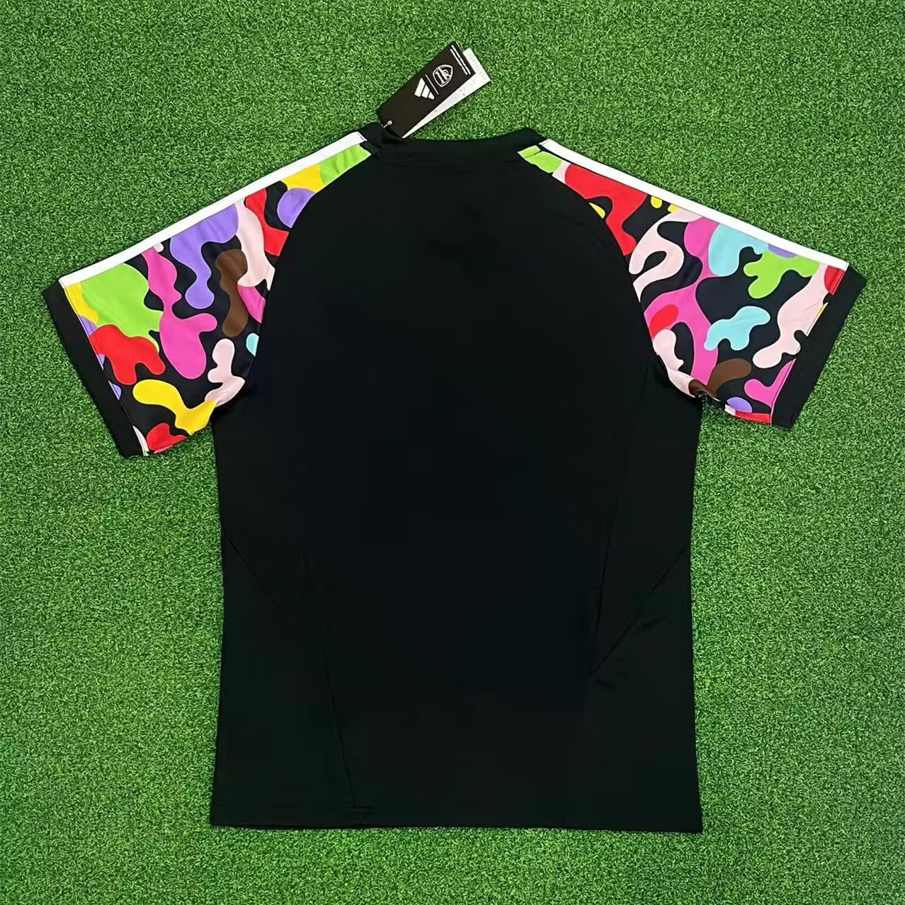 Arsenal 23-24 LOVE UNITES Pre-match Jersey - Fans Version - SOCCERDEALSHOP