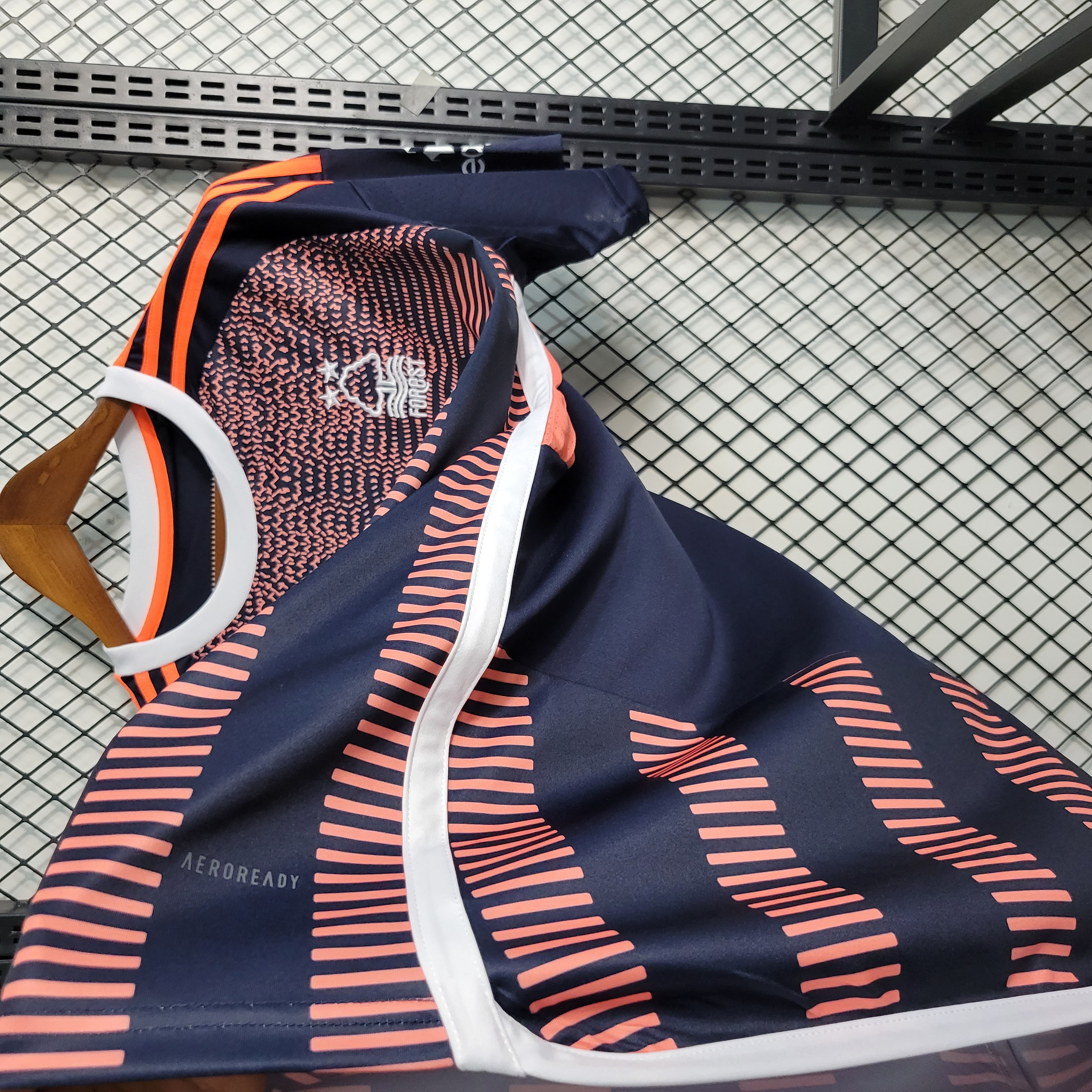 Nottingham Forest 23-24 Third Jersey - Fans Version - SOCCERDEALSHOP