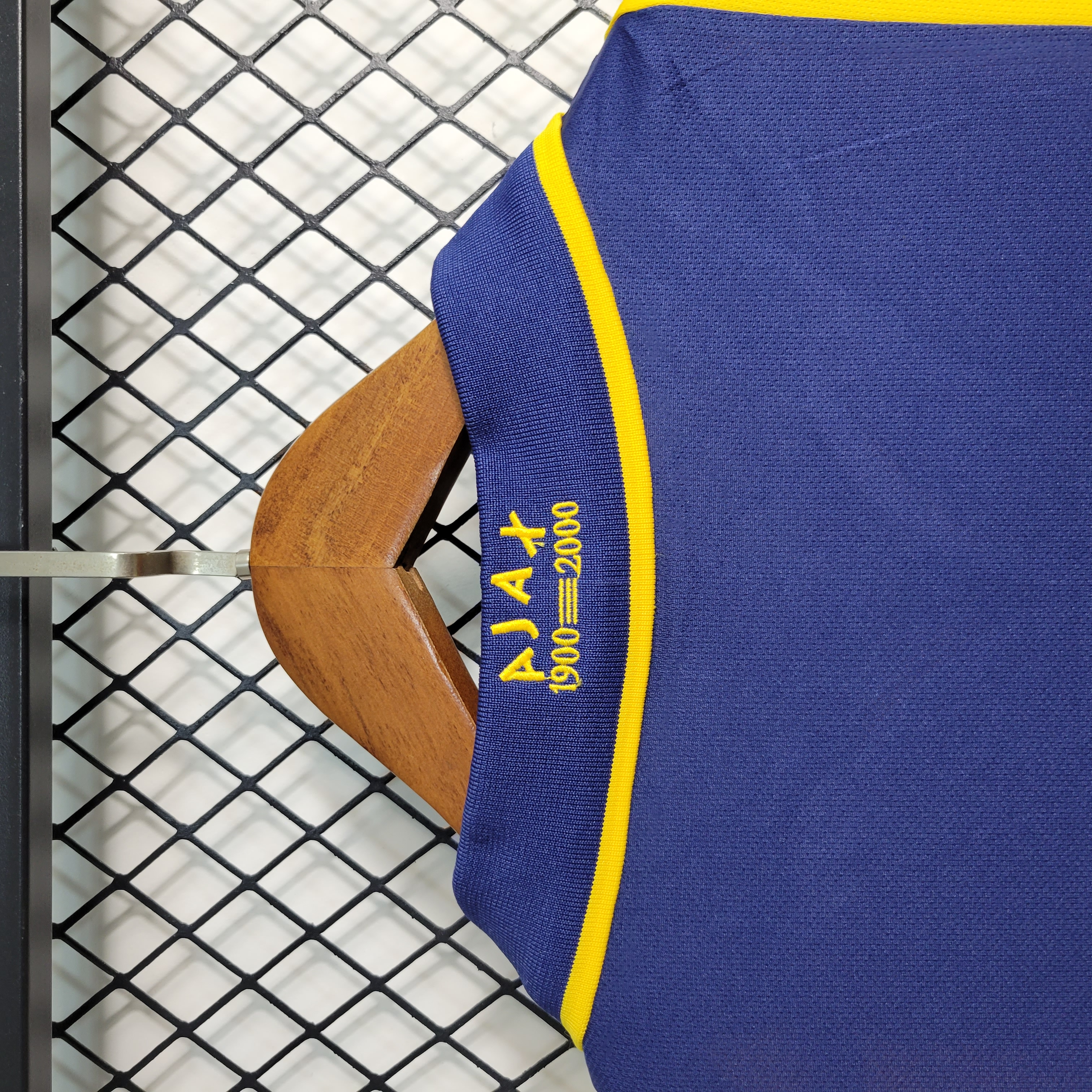 Retro Ajax 2000-01 Away Jersey - SOCCERDEALSHOP