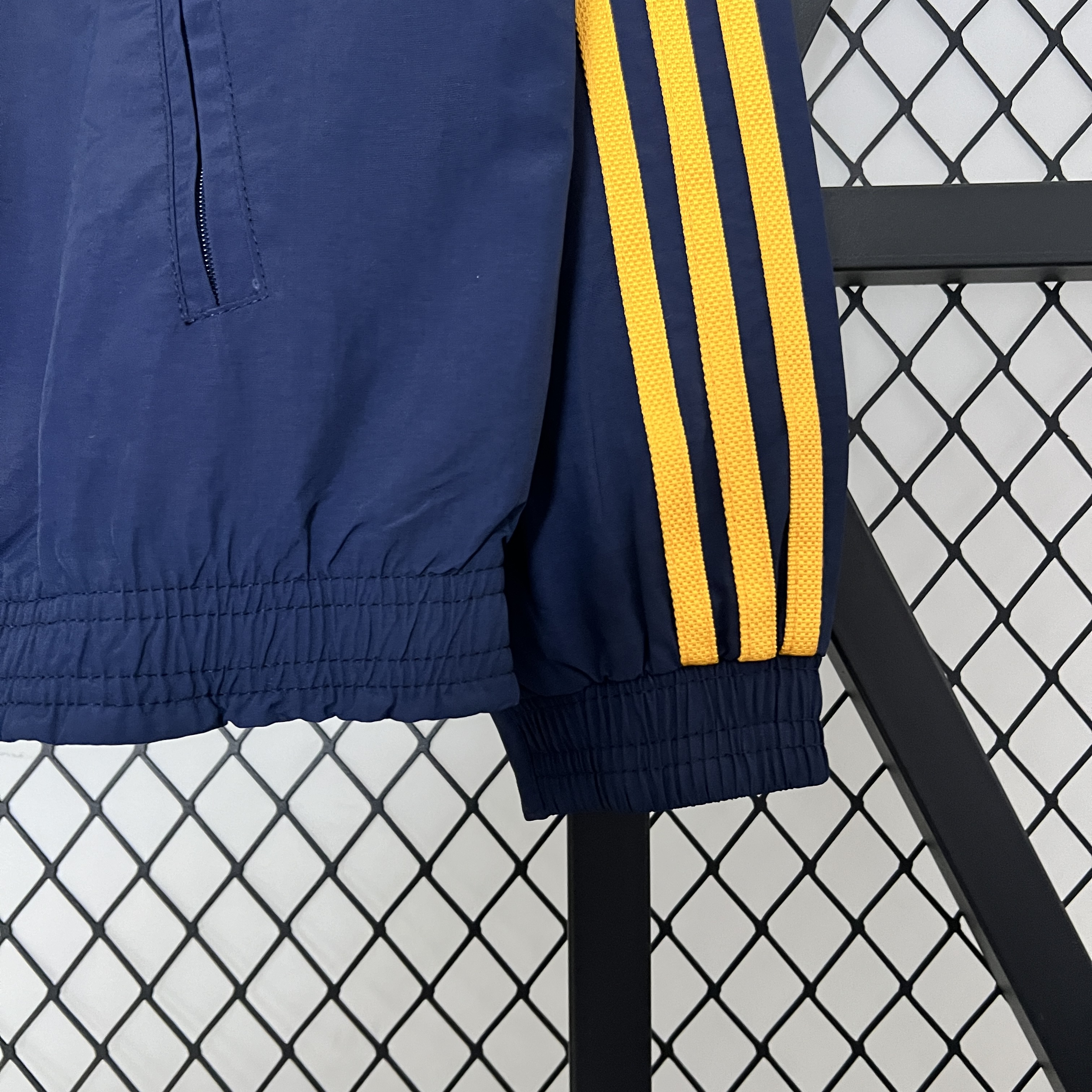 Real Madrid 23-24 Double Sided Windbreaker - Royal Blue - SOCCERDEALSHOP