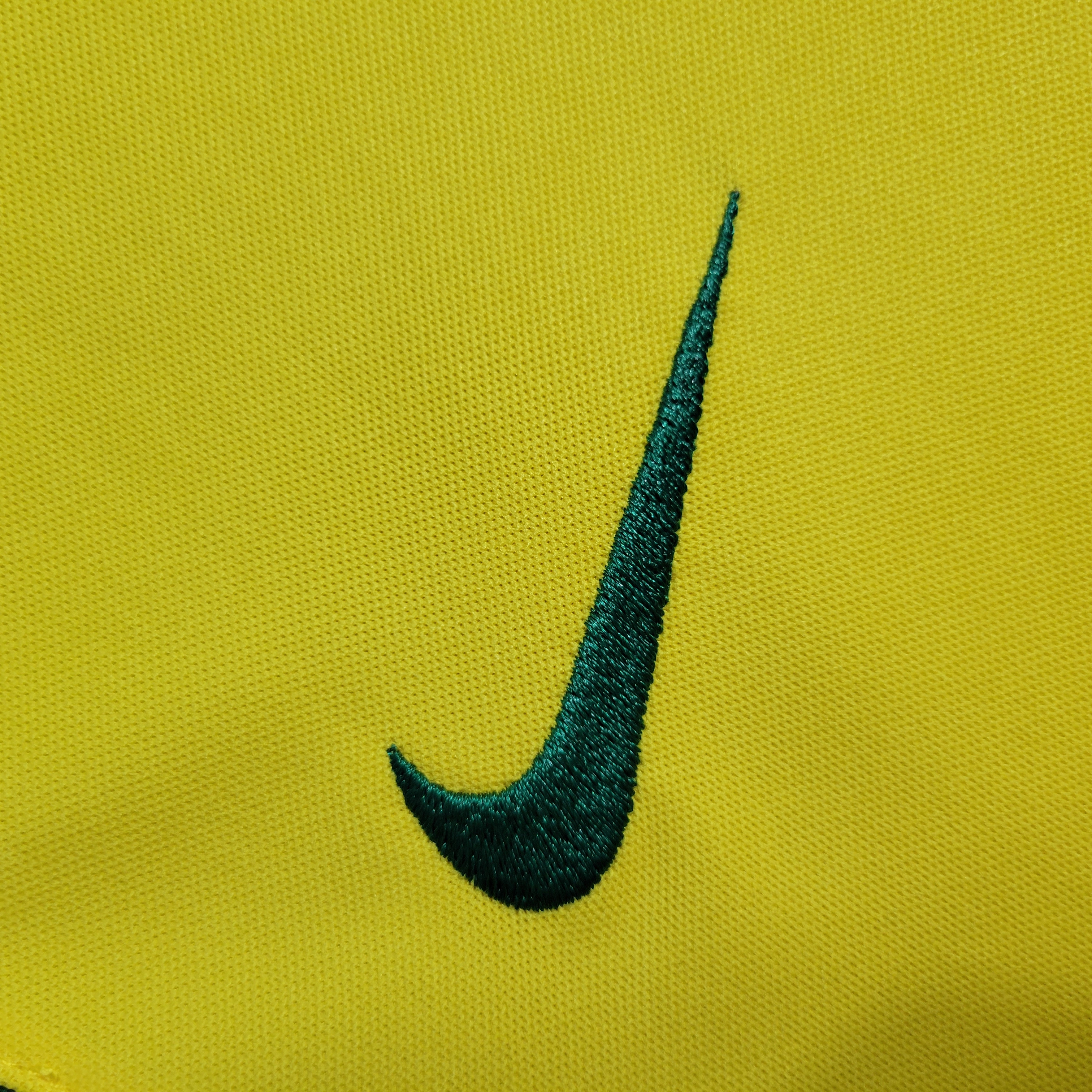 Retro Brazil 2002 Home Stadium Jersey - SOCCERDEALSHOP