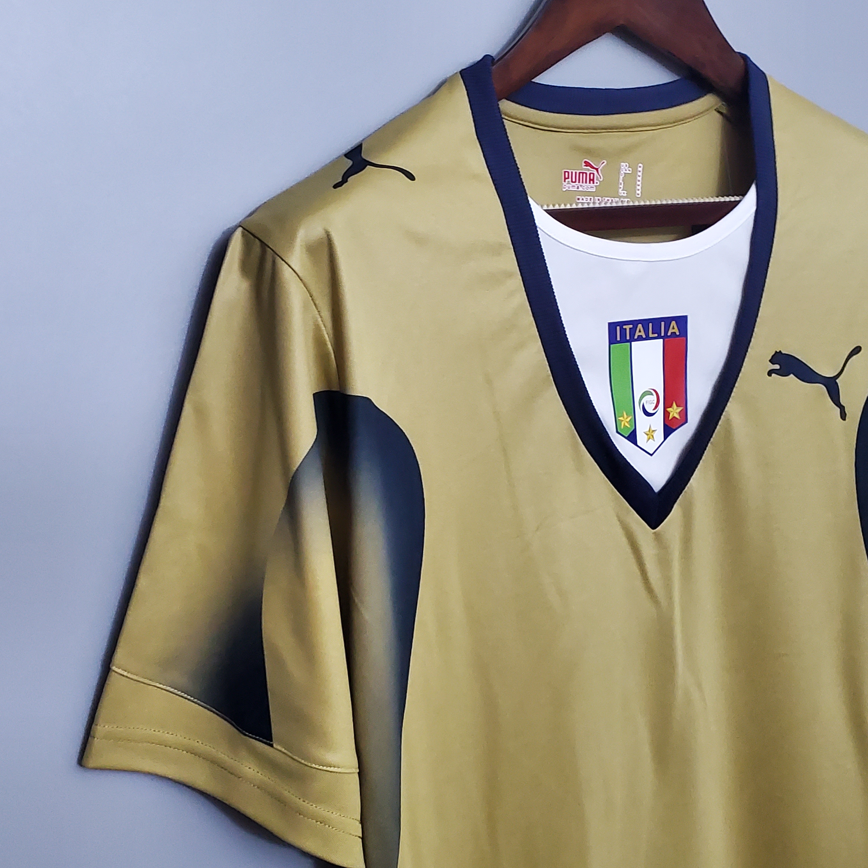 Retro Italy 2006 Golden Goalkeeper Jersey - SOCCERDEALSHOP
