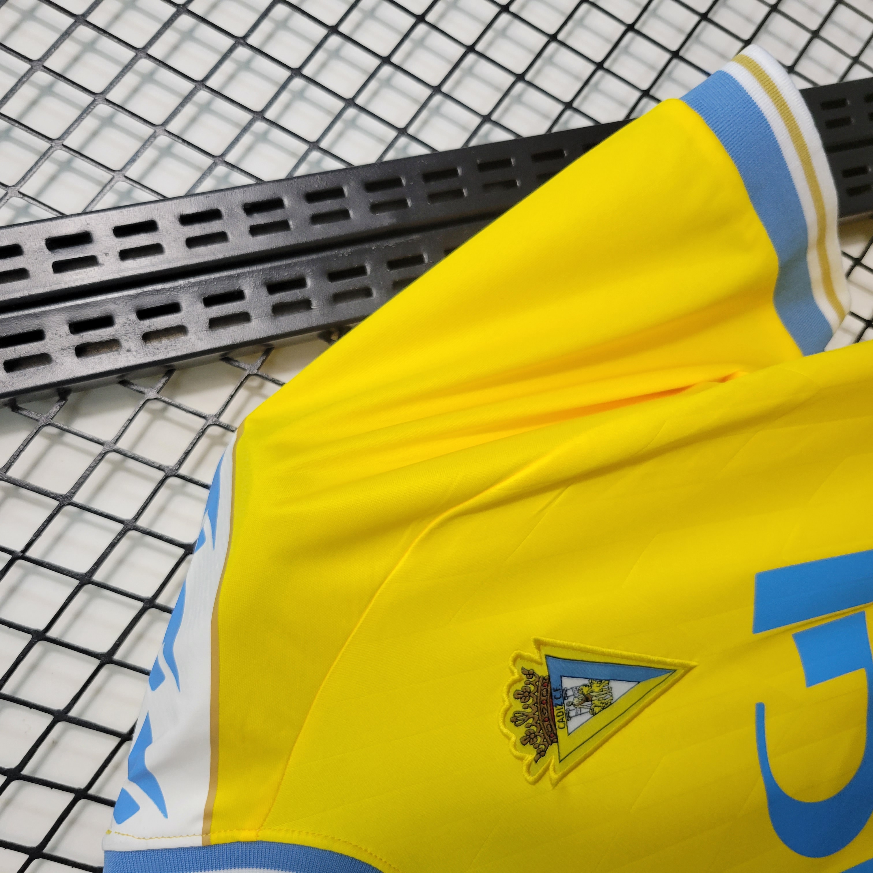 Cádiz Cadiz 23-24 Home Jersey - Fans Version - SOCCERDEALSHOP