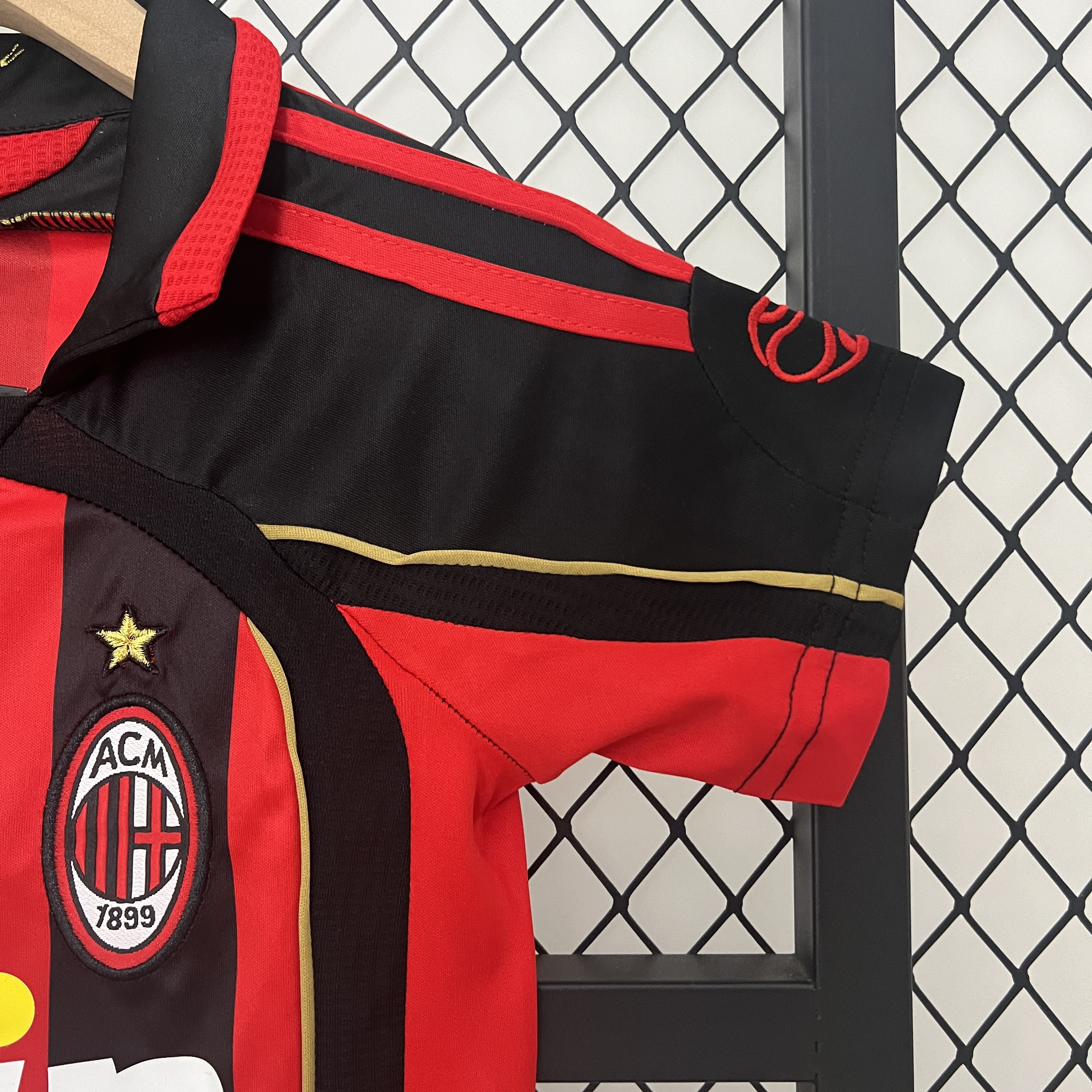 Retro AC Milan 2006-07 Home Stadium Kids Kit - SOCCERDEALSHOP