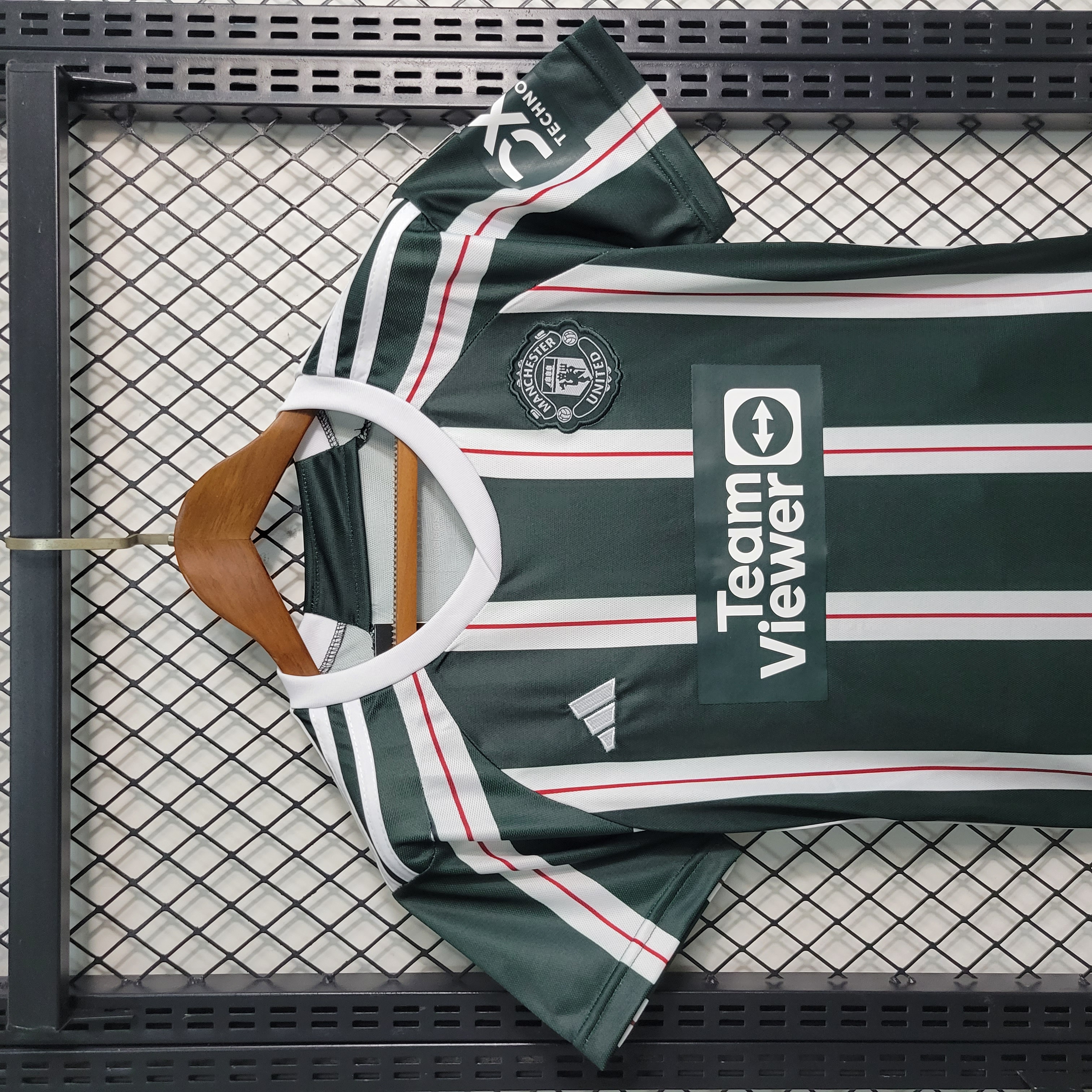 Manchester United 23-24 Away Kids Kit - SOCCERDEALSHOP