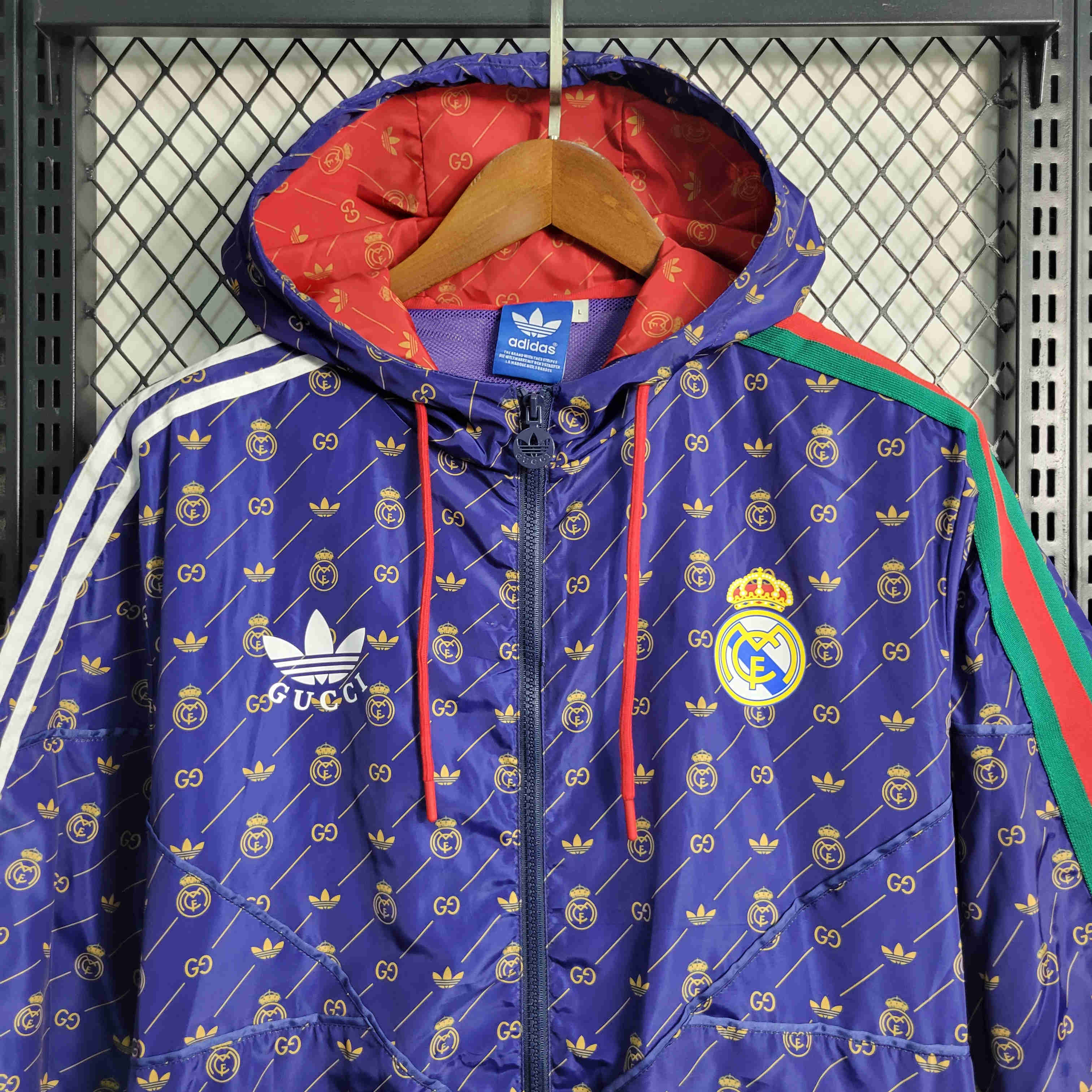23-24 Real Madrid x GUCCI Navy Windbreaker - SOCCERDEALSHOP