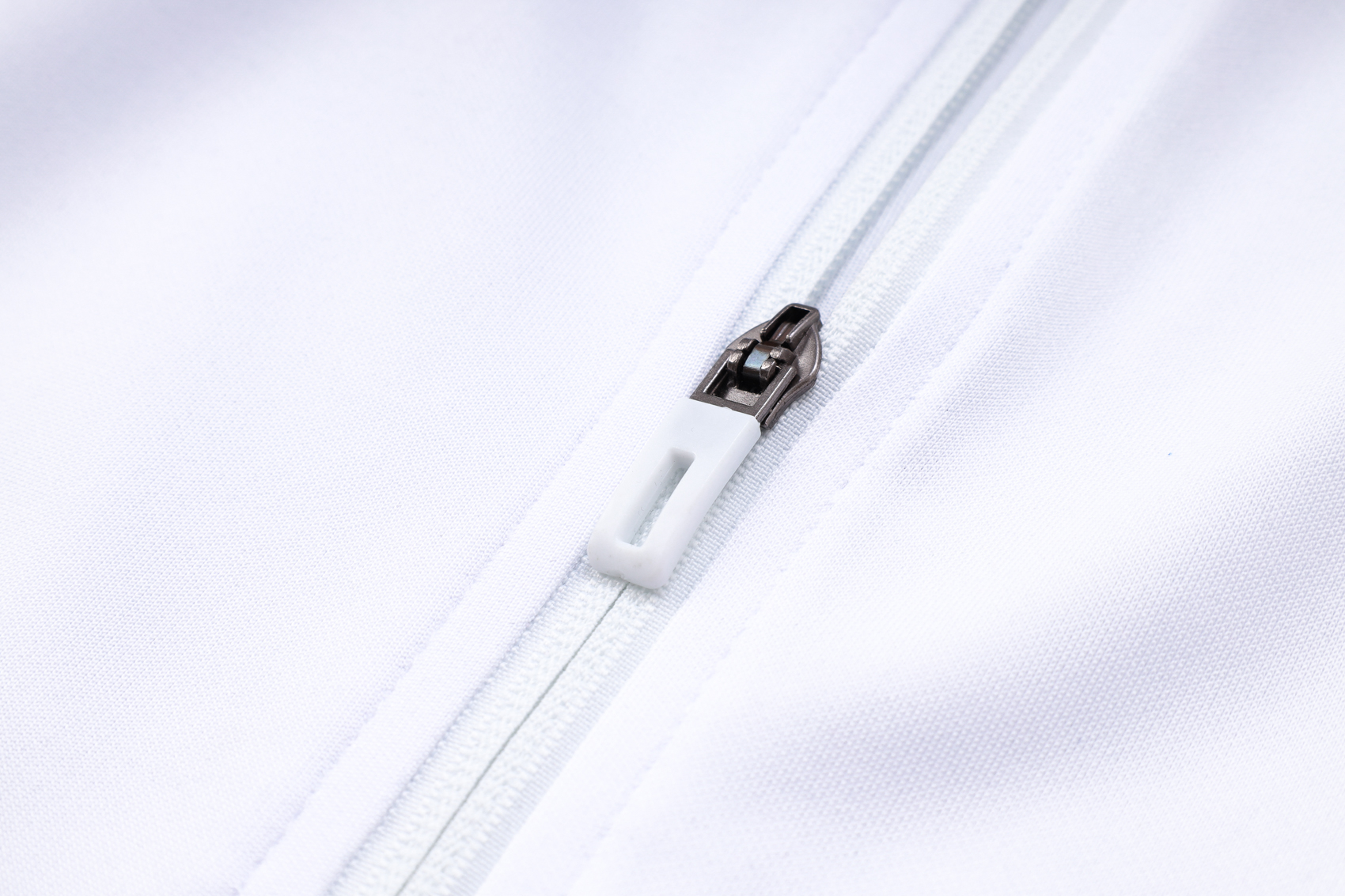 Real Madrid 23-24 Jacket Training Tracksuit - White and Black - SOCCERDEALSHOP