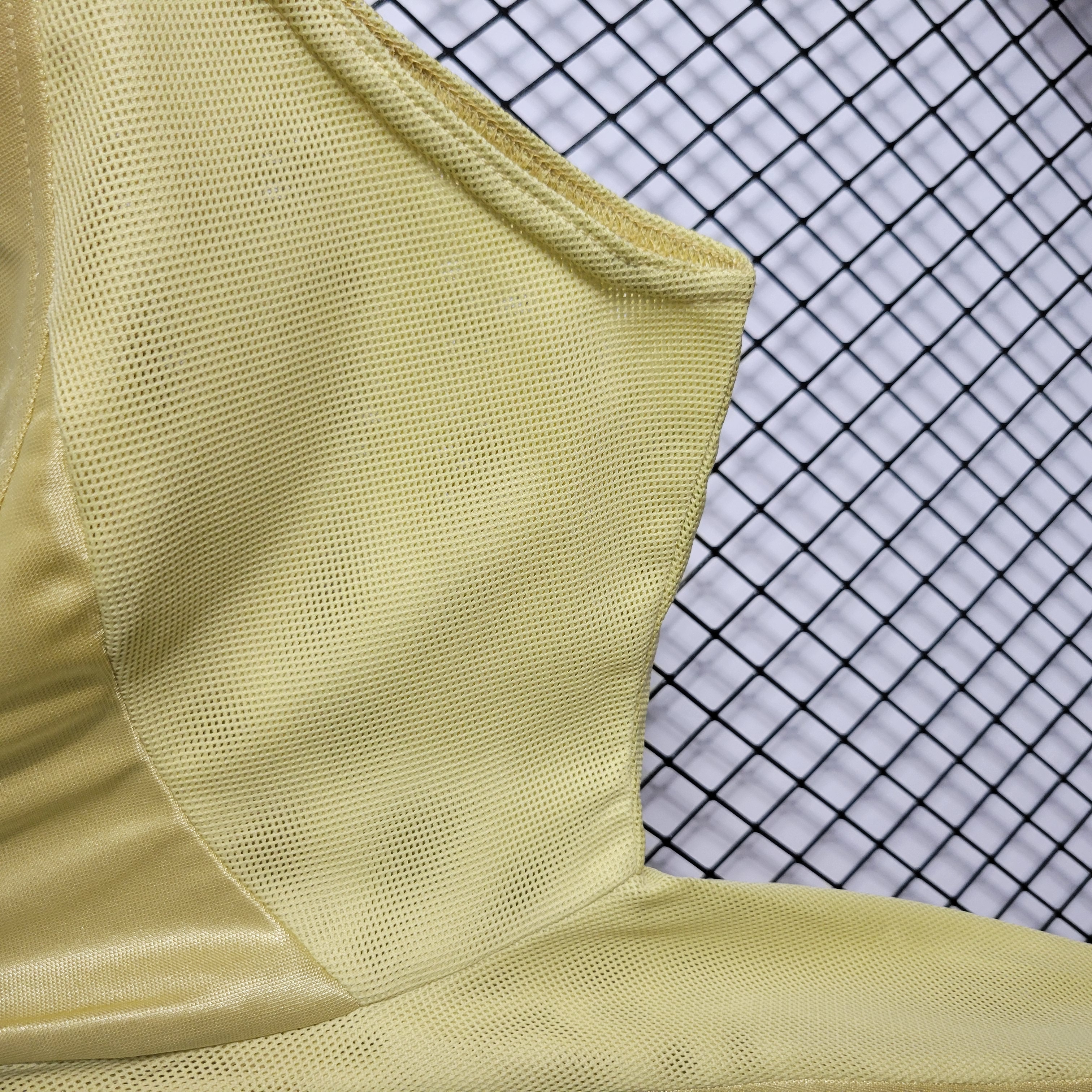 Bayern Munich Retro 04-05 Away Shirt - SOCCERDEALSHOP