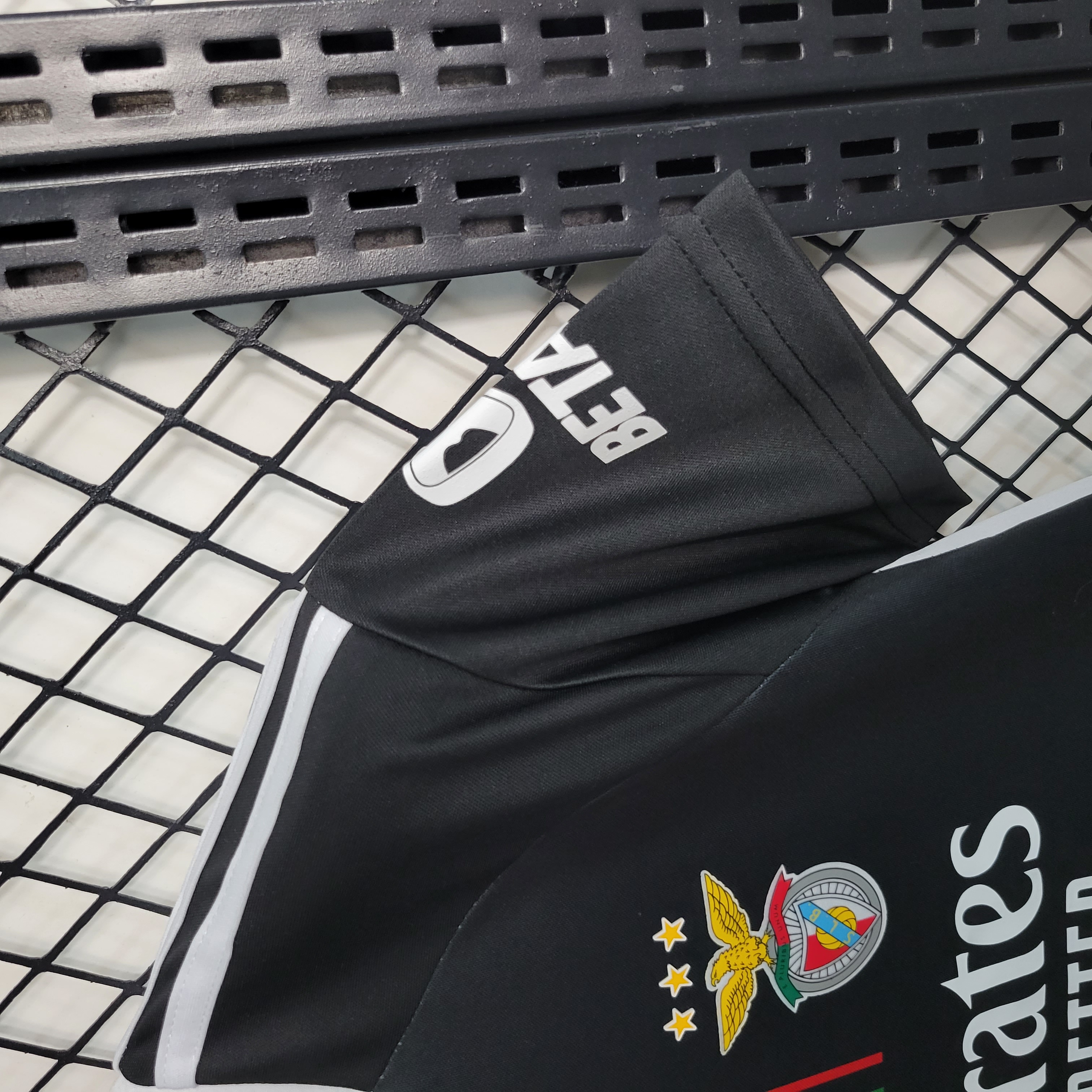 Benfica 23-24 Away Kids Kit - SOCCERDEALSHOP