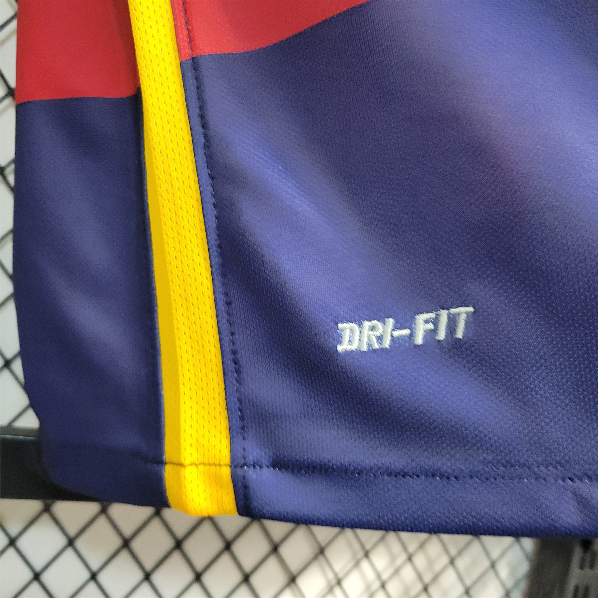 B.A.R.S.A Retro 15-16 Home Stadium Jersey - SOCCERDEALSHOP