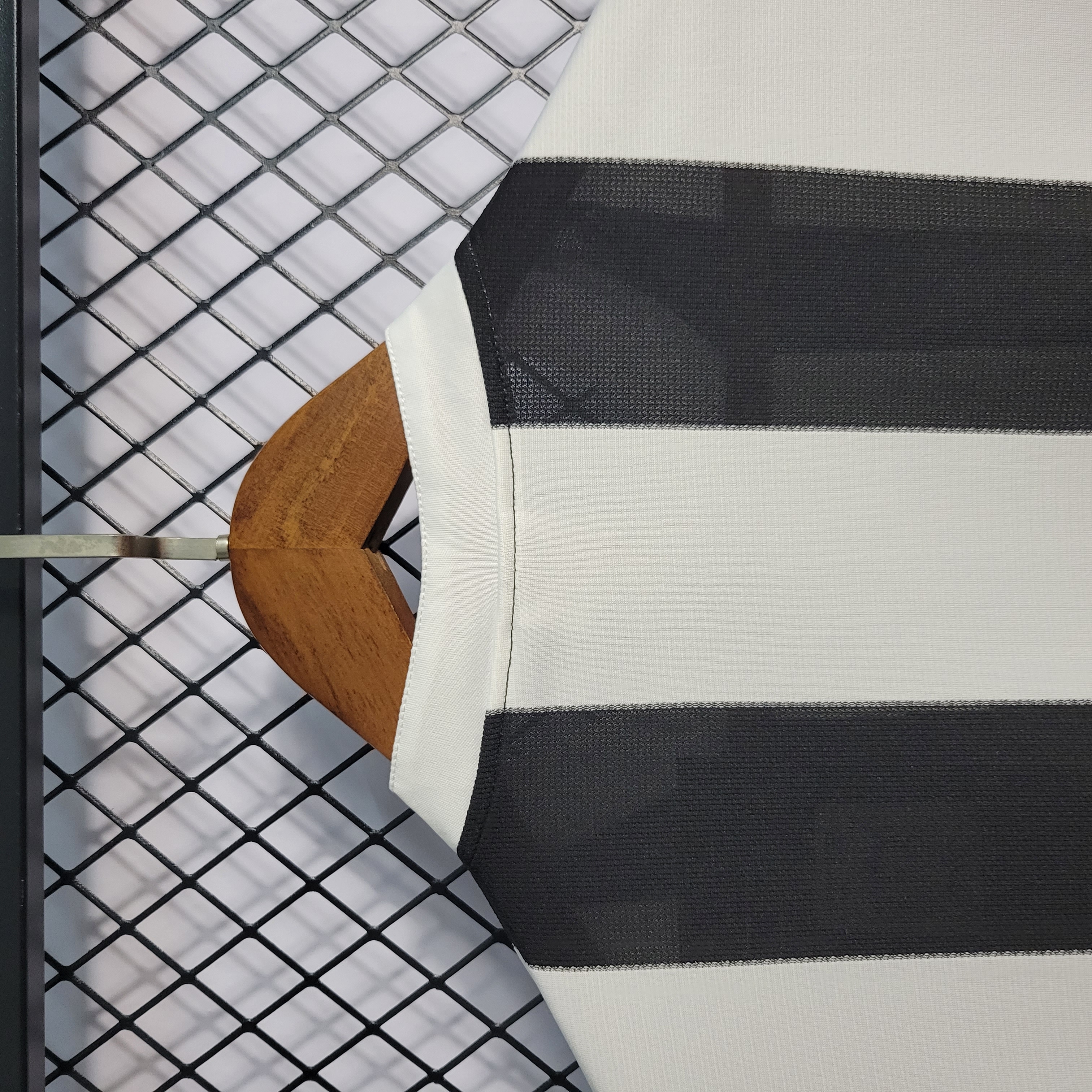 Retro Newcastle United 1995-97 Home Long Sleeve Jersey - SOCCERDEALSHOP