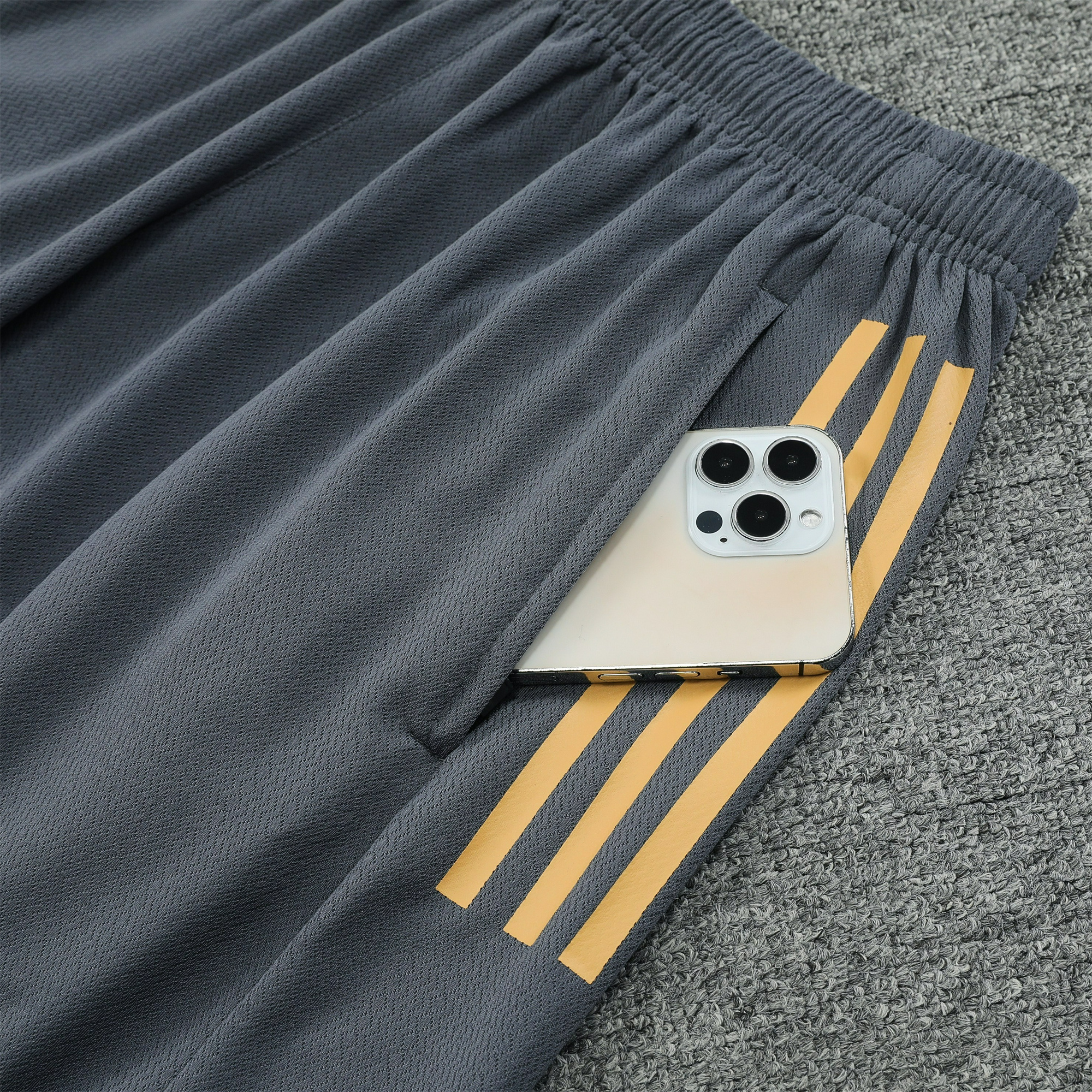 Arsenal 23-24 Short-Sleeve Training Set - Grey - SOCCERDEALSHOP