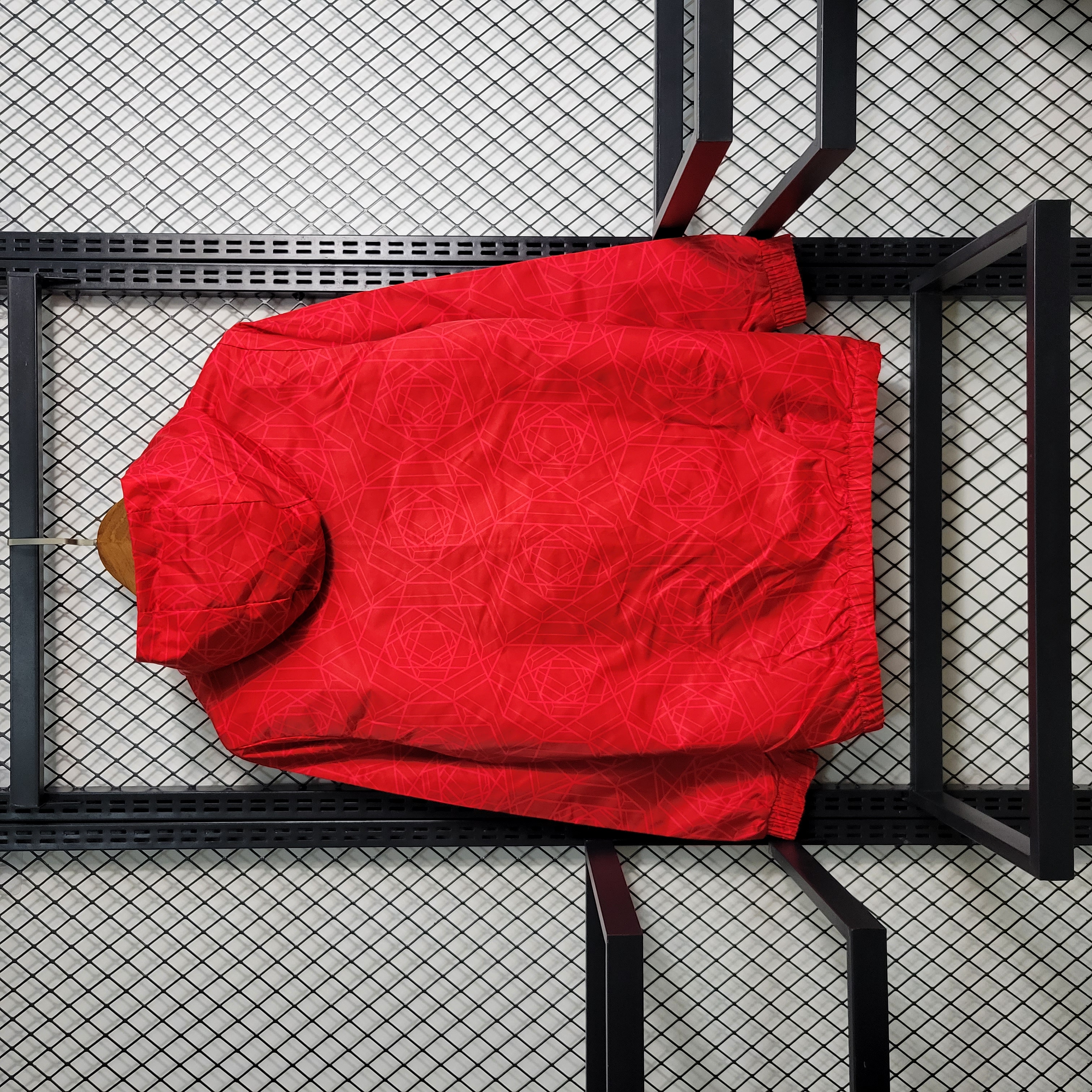 Manchester United 23-24 DNA Windbreaker Jacket - Red - SOCCERDEALSHOP