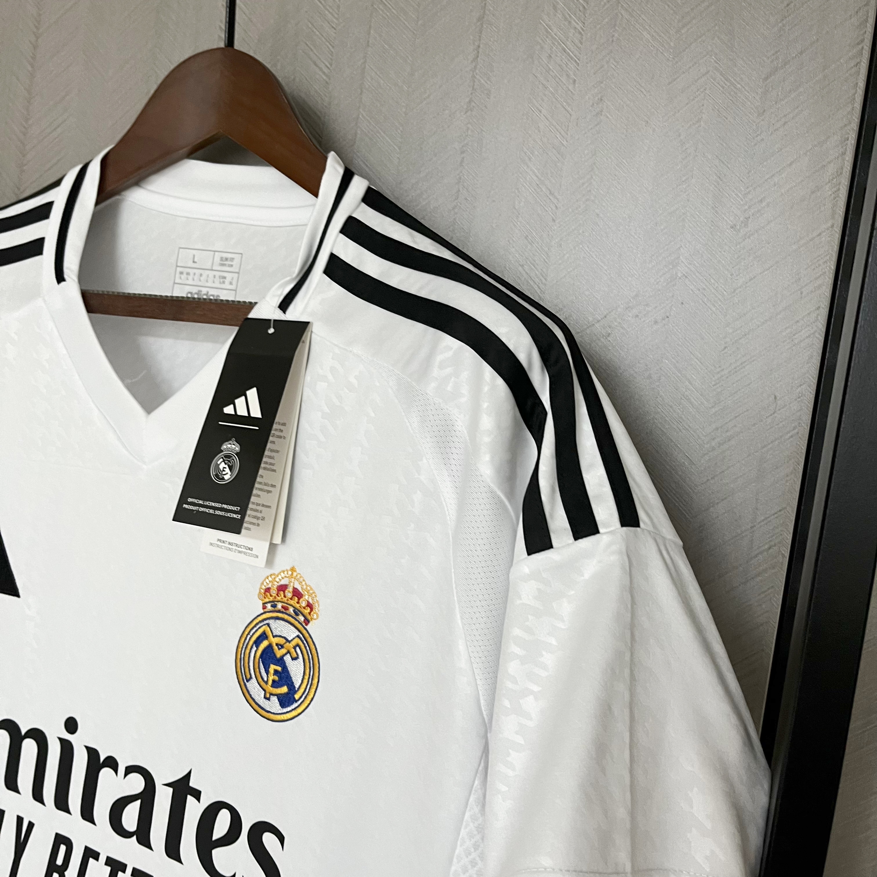 Real Madrid 24-25 Home Stadium Jersey - Fans Version - SOCCERDEALSHOP