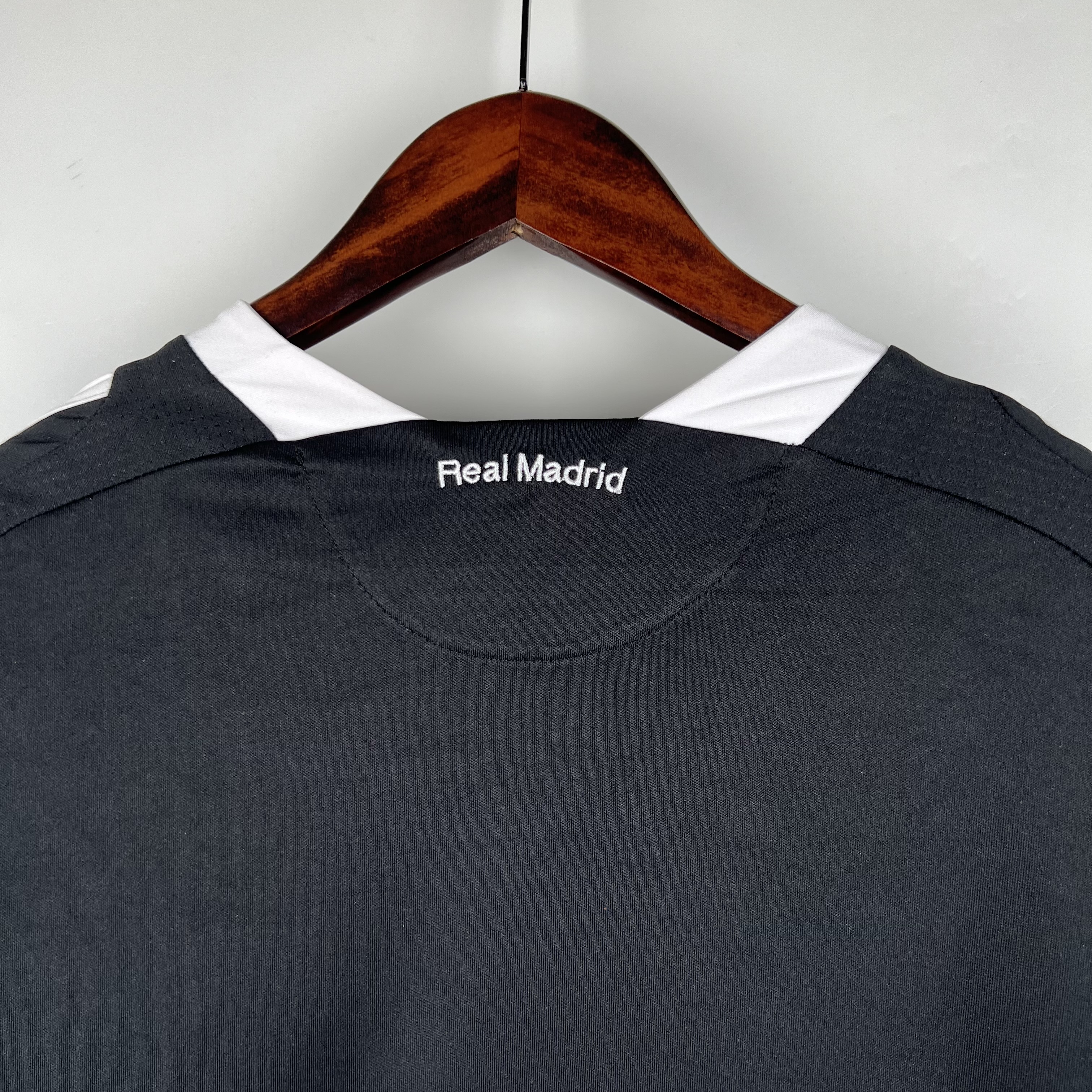 Retro Real Madrid 08-09 Third Jersey - SOCCERDEALSHOP