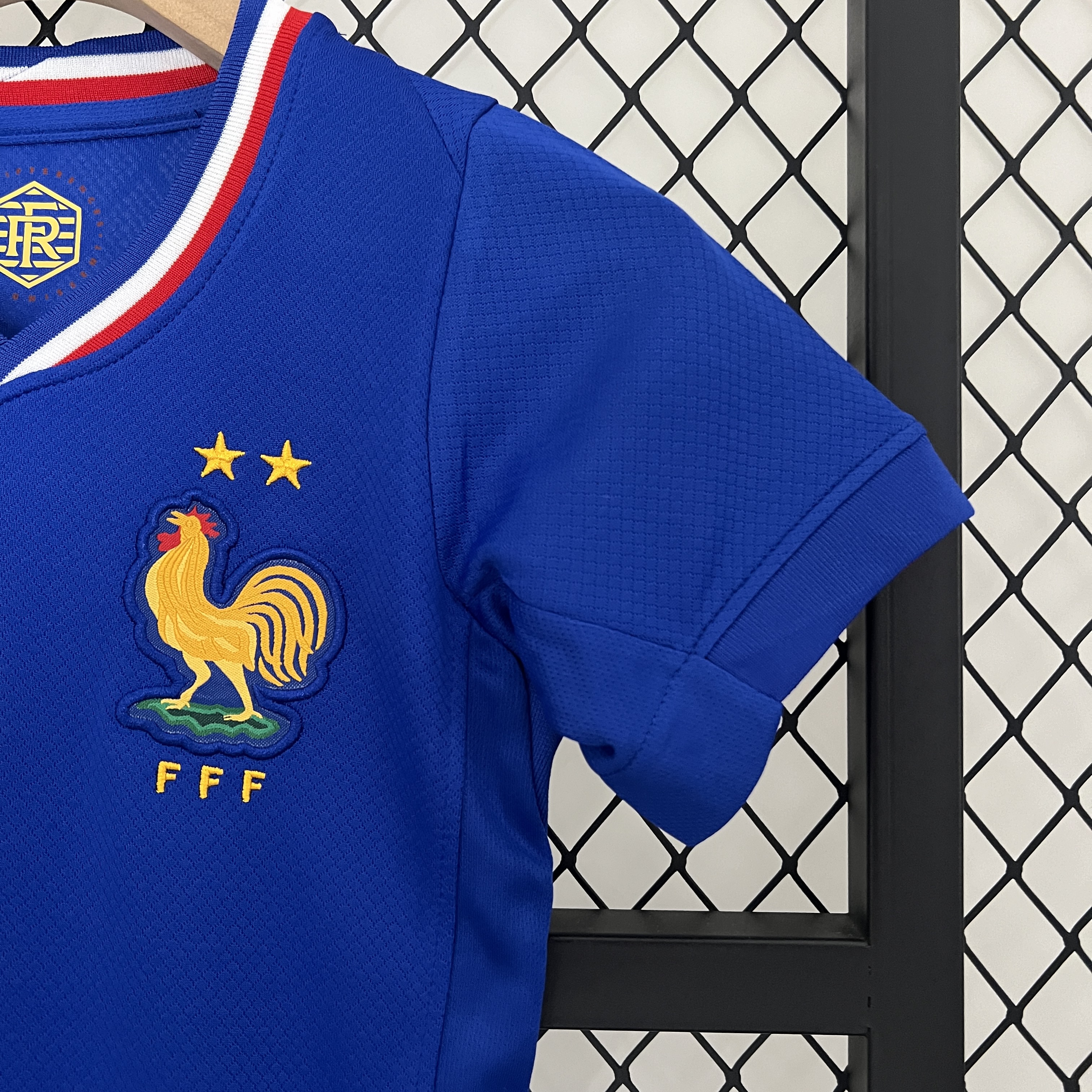 France 2024 Home Stadium Kids Kit - SOCCERDEALSHOP