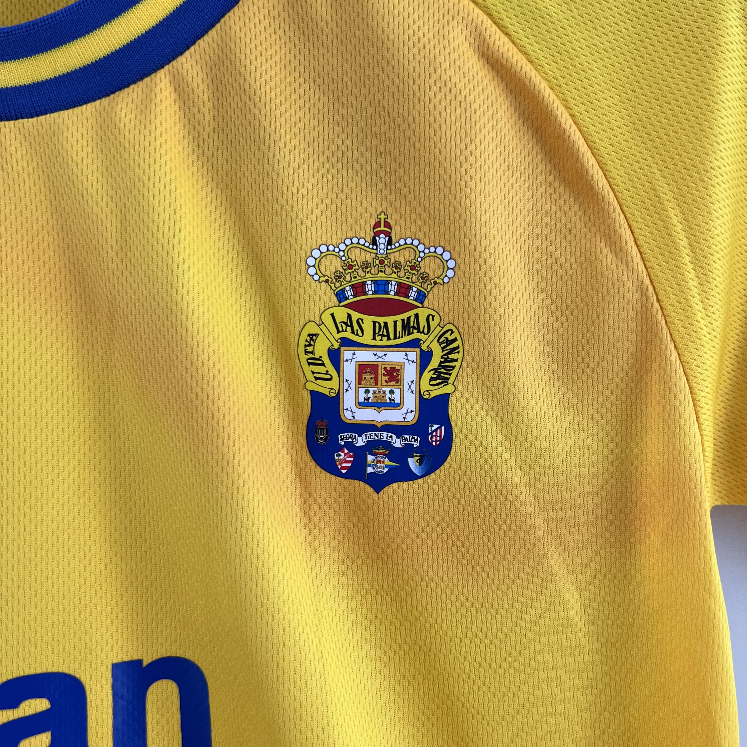 Las Palmas 23-24 Home Stadium Kids Kit - SOCCERDEALSHOP