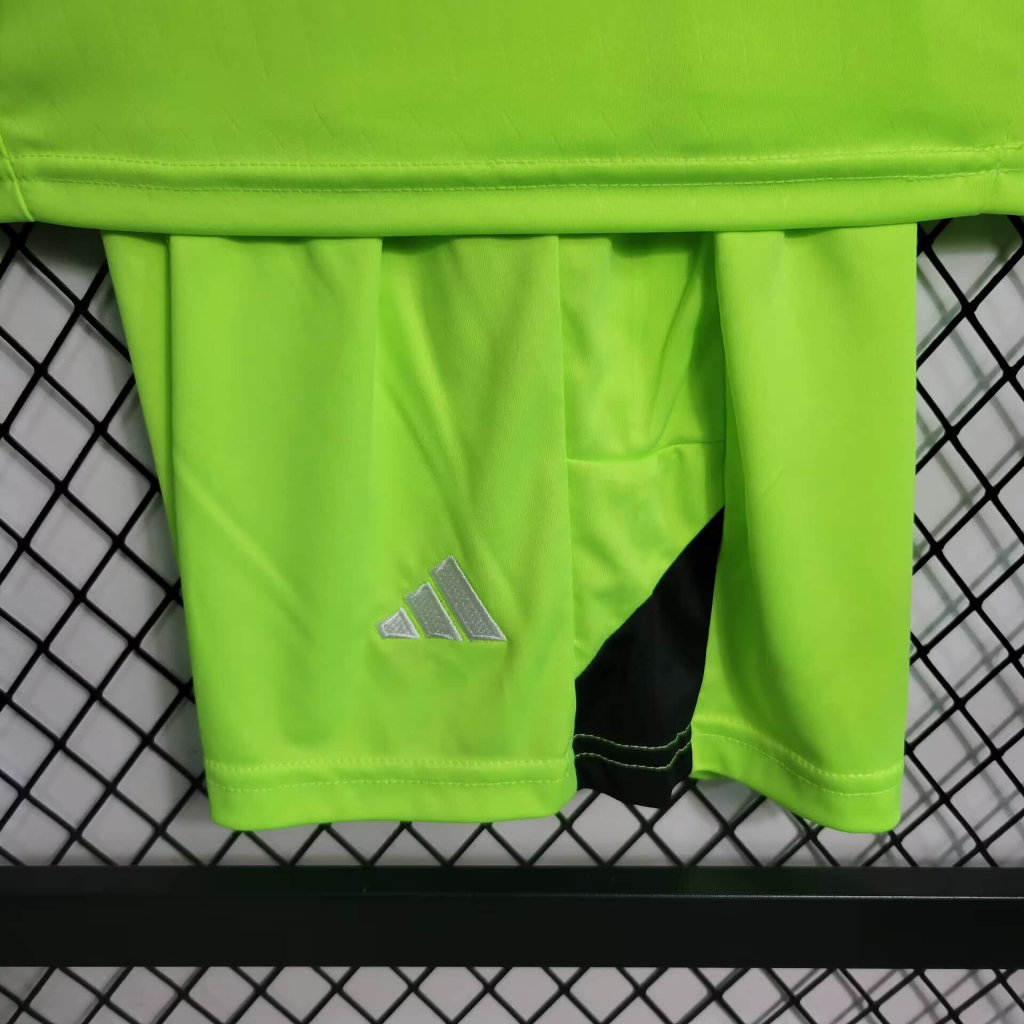 Real Madrid 23-24 Green Goalkeeper Kids Kit - SOCCERDEALSHOP