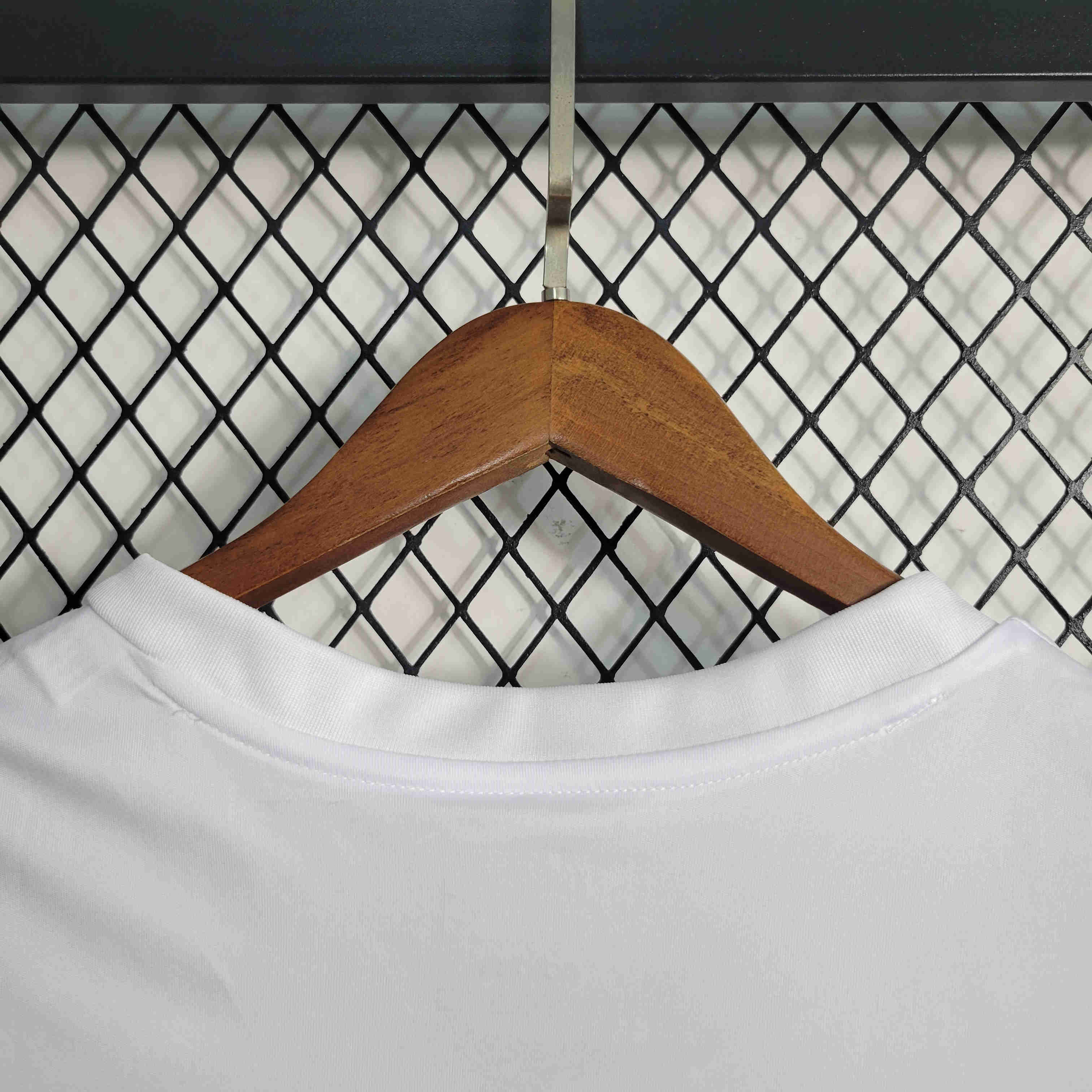 Manchester United 23-24 White Training Vest Size S-XXL - SOCCERDEALSHOP