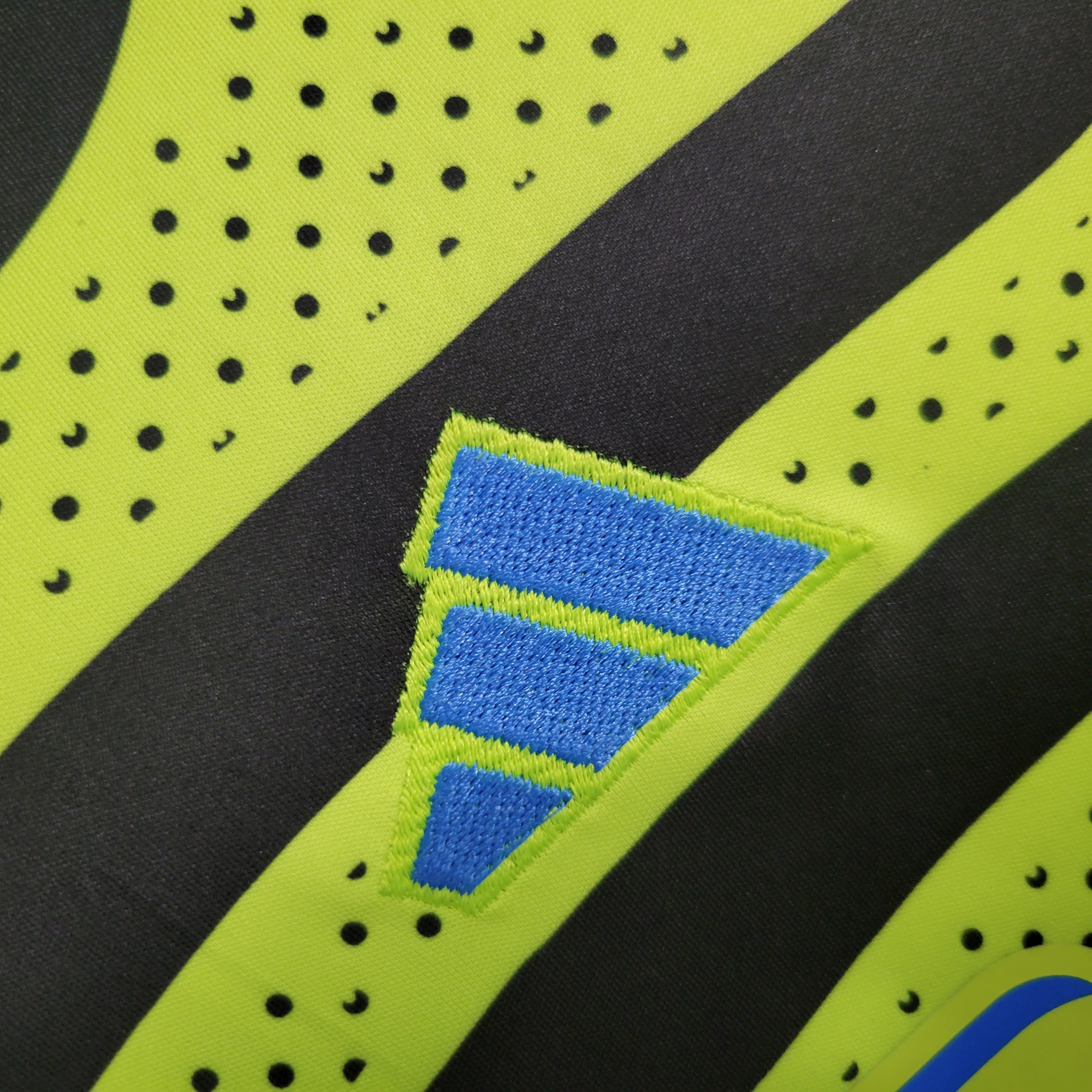 Arsenal 23-24 Away Kids Kit - SOCCERDEALSHOP