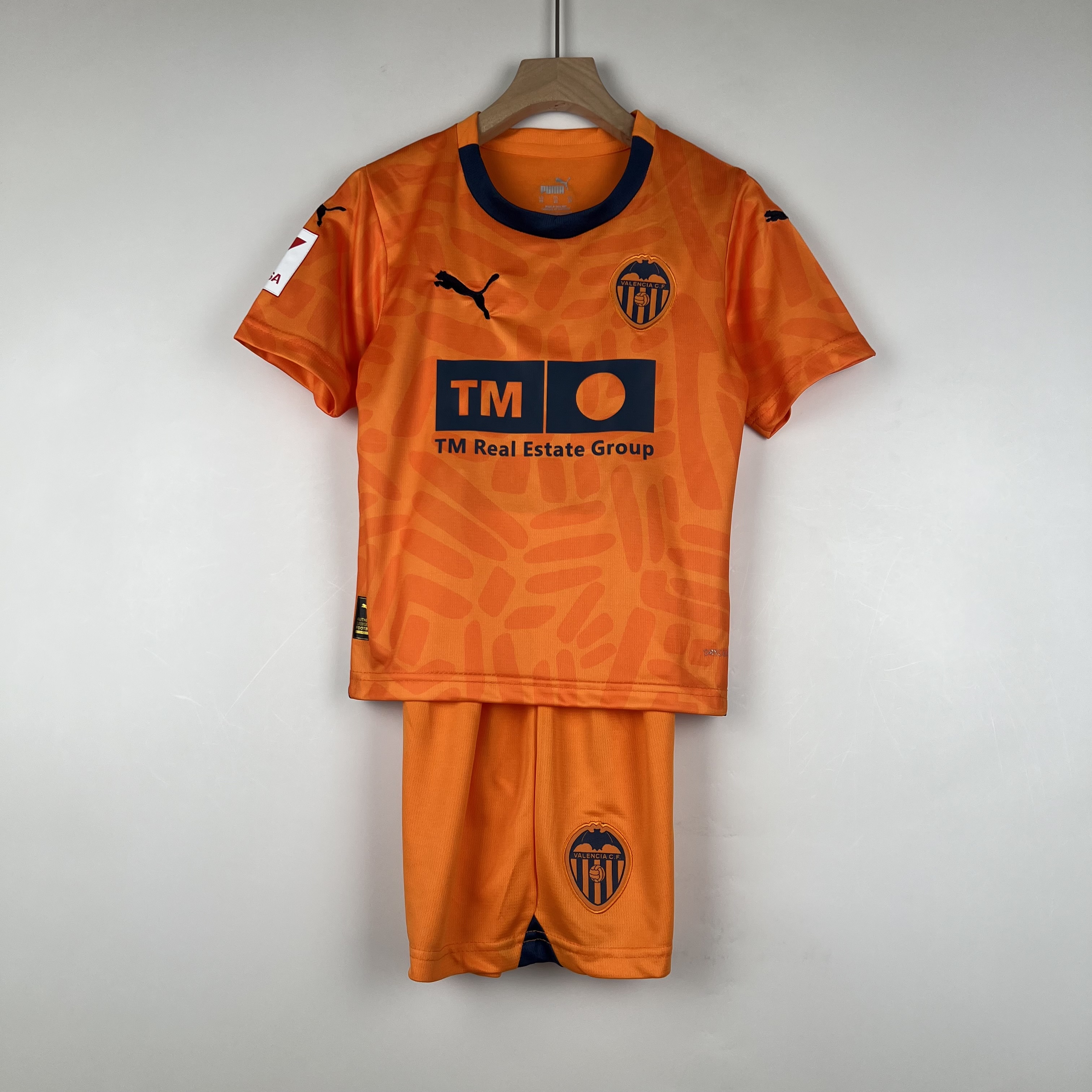 Valencia 23-24 Third Kids Kit - SOCCERDEALSHOP