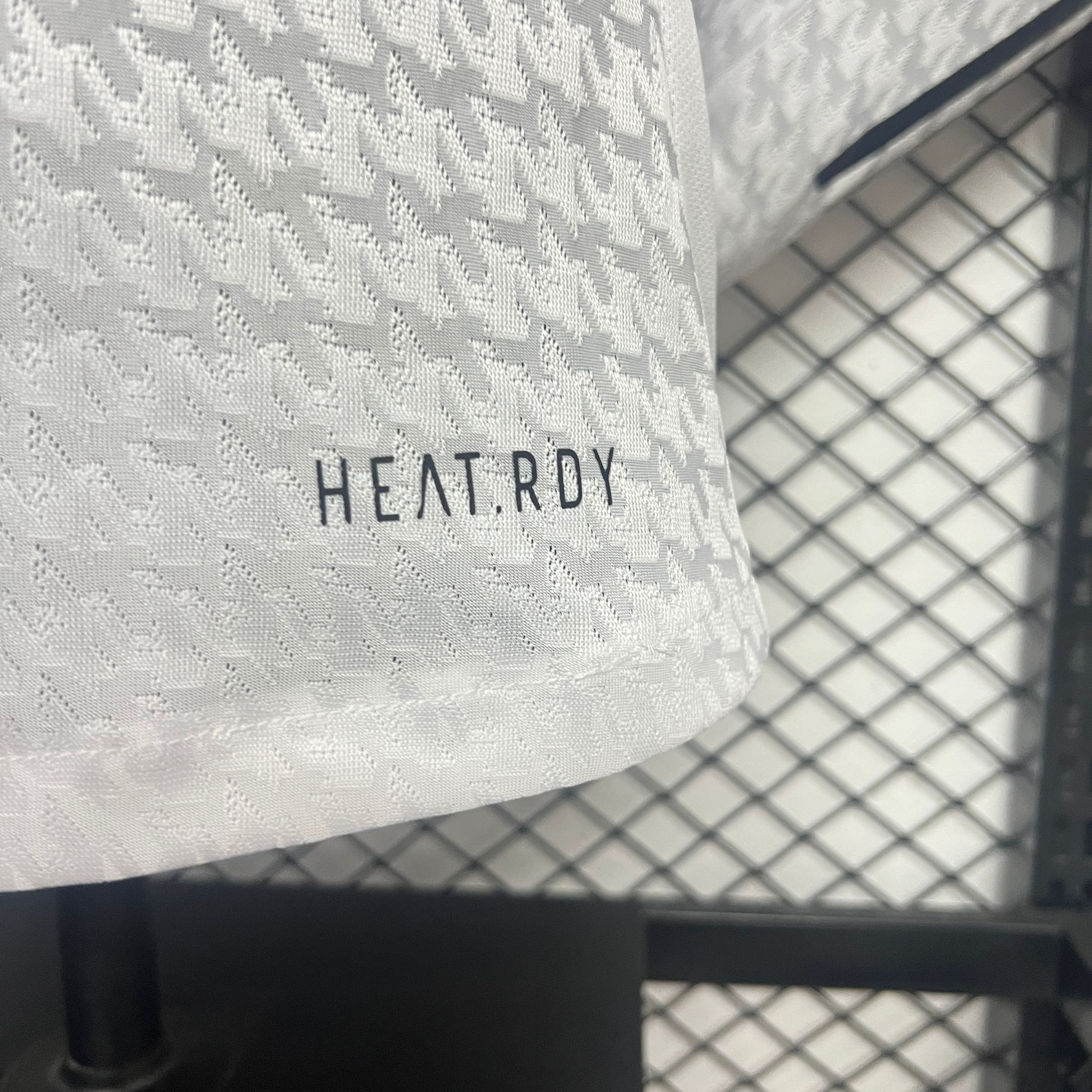 Real Madrid 24-25 Home Long Sleeve Jersey - Player Version - SOCCERDEALSHOP