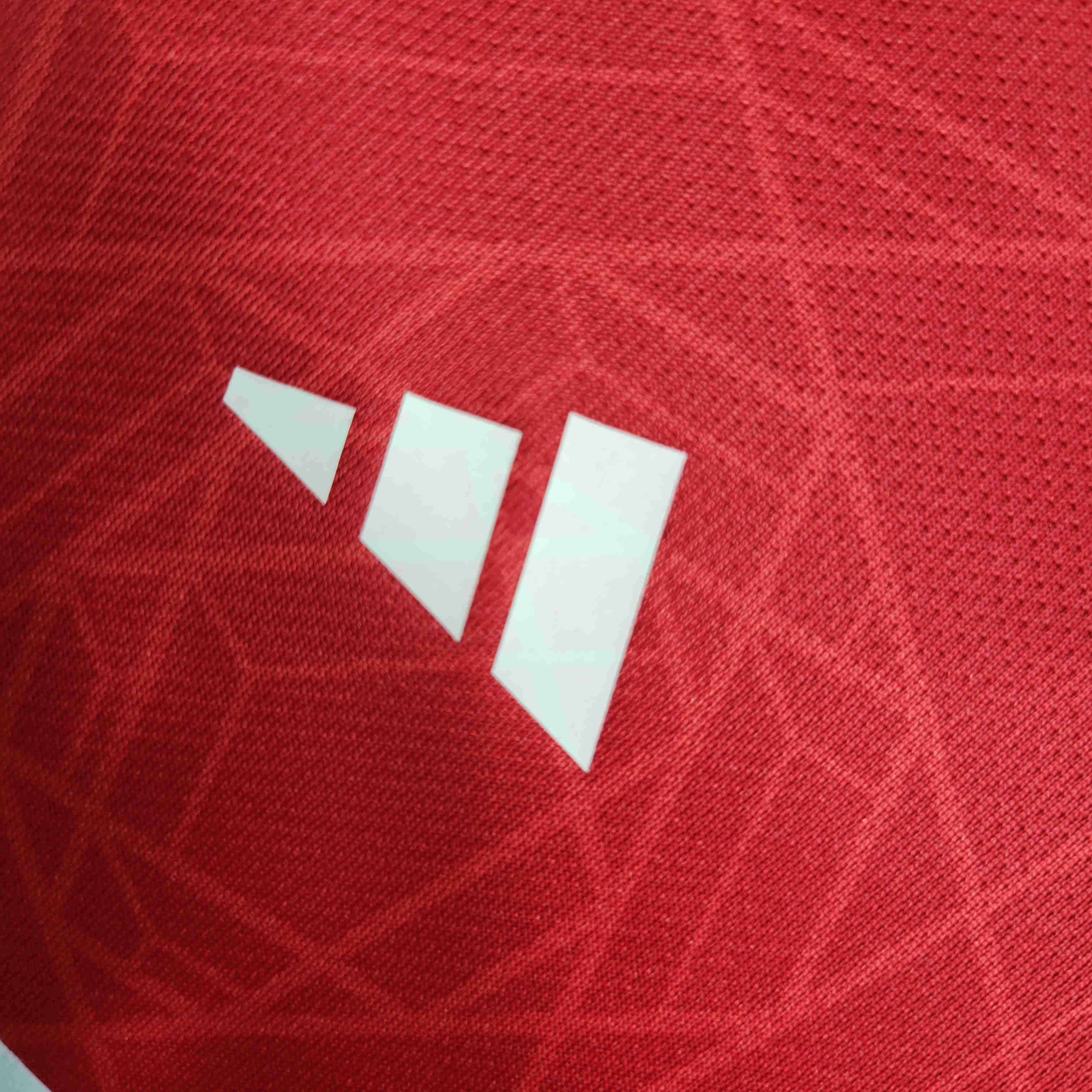 23-24 Manchester United Home Baby Kit Crawling Suit Size 9-12 - SOCCERDEALSHOP