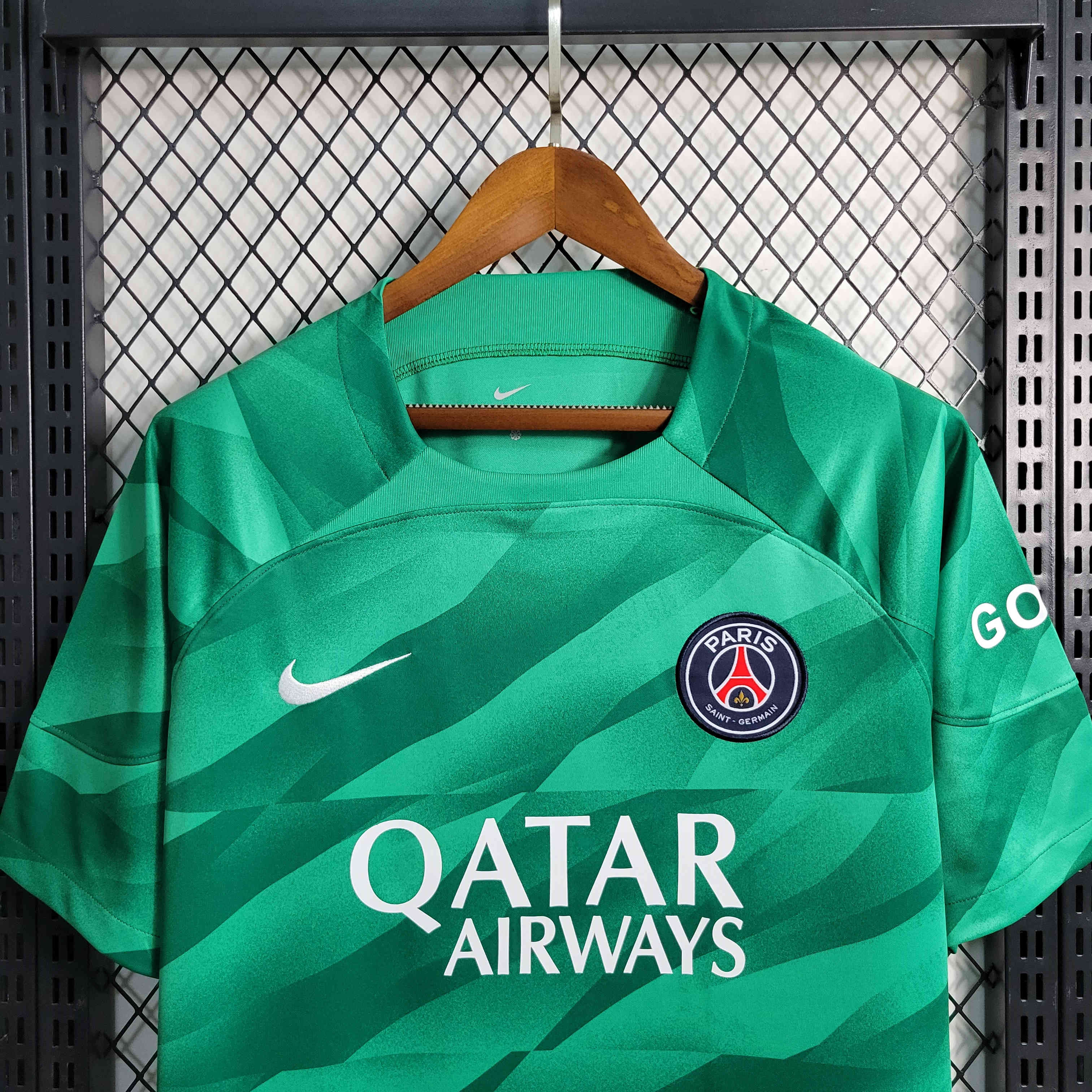 23/24 Paris Saint-Germain PSG Green Goalkeeper Jersey - Fans Version - SOCCERDEALSHOP