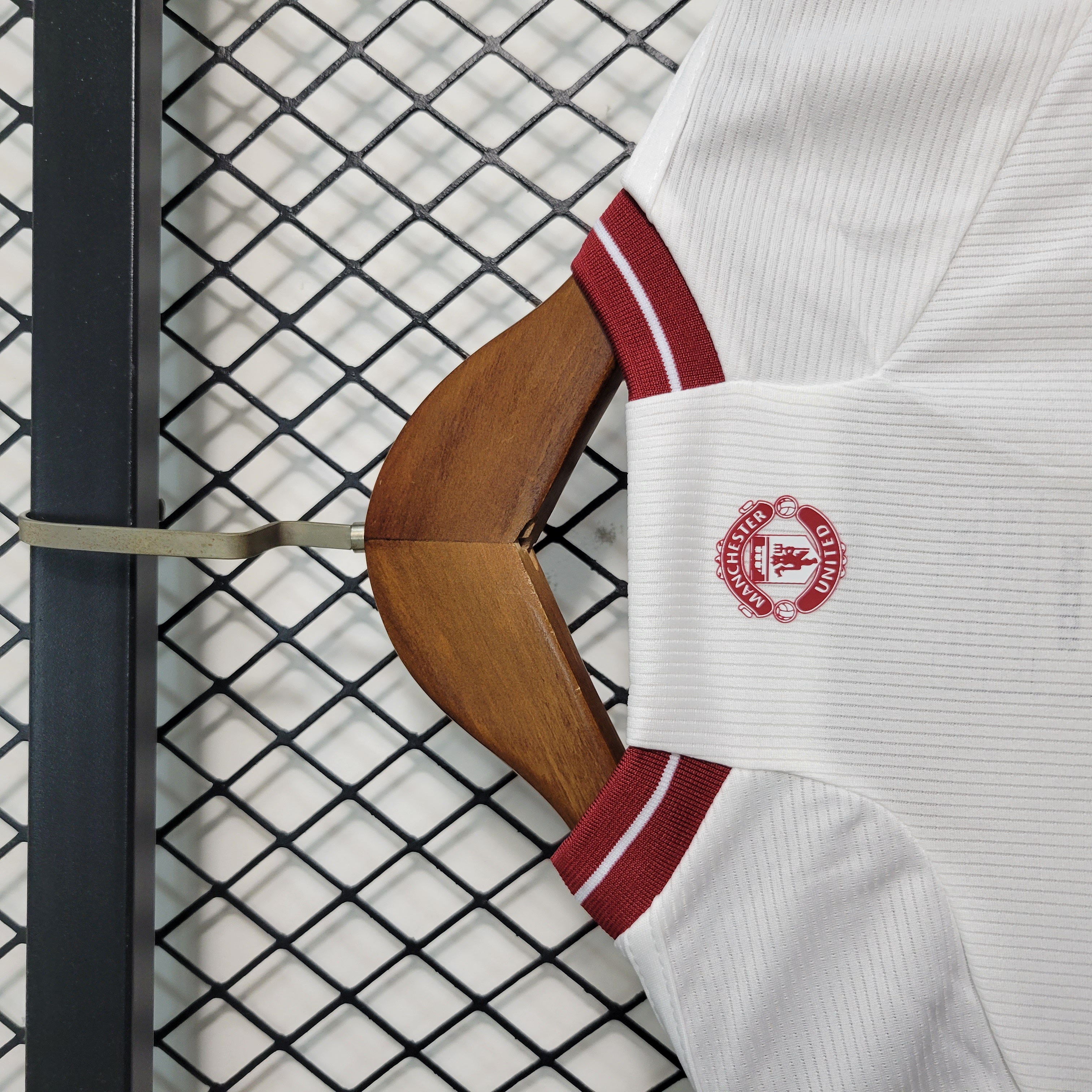 Manchester United 23-24 Third Kids Kit - SOCCERDEALSHOP