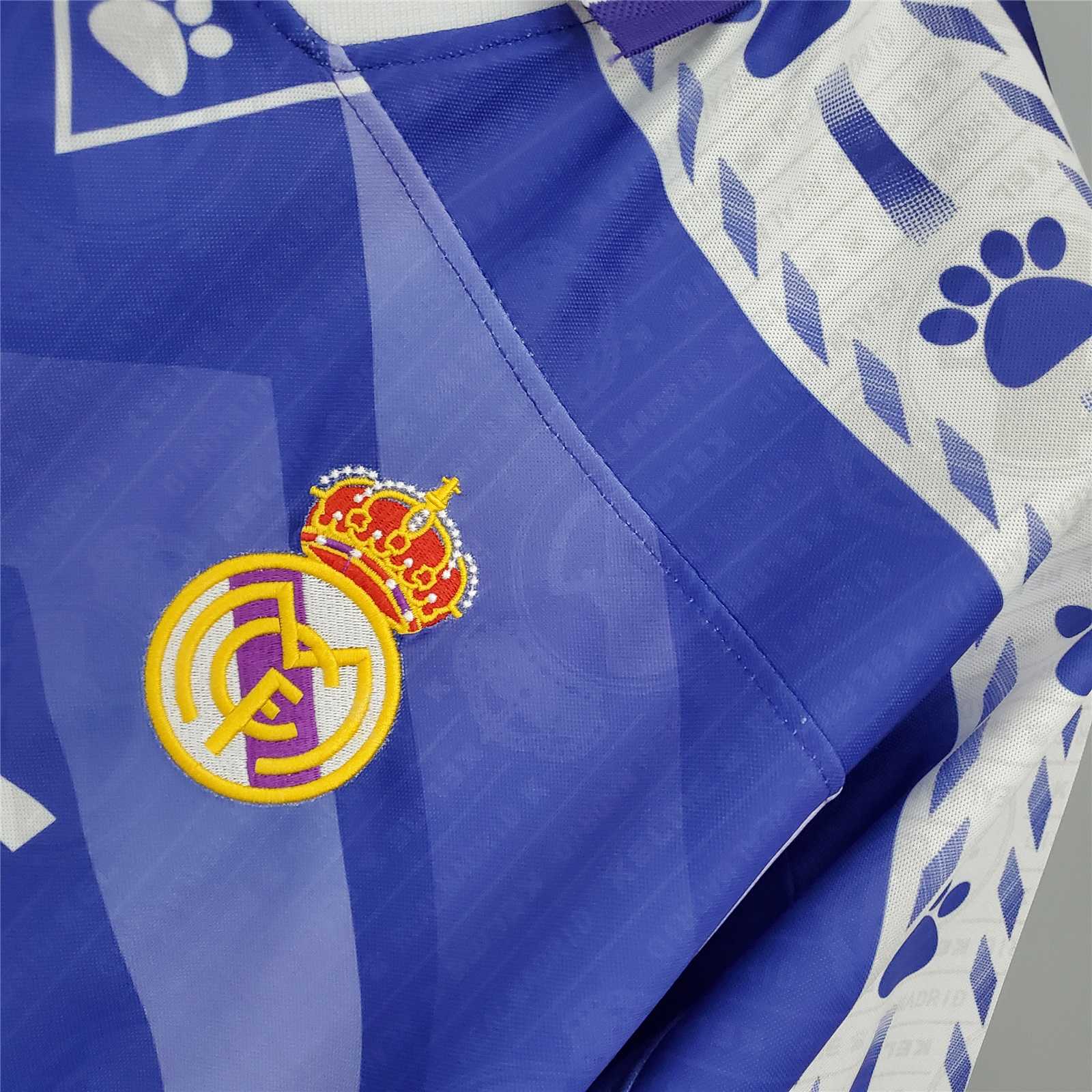 Real Madrid Retro 96-97 Away Jersey - SOCCERDEALSHOP