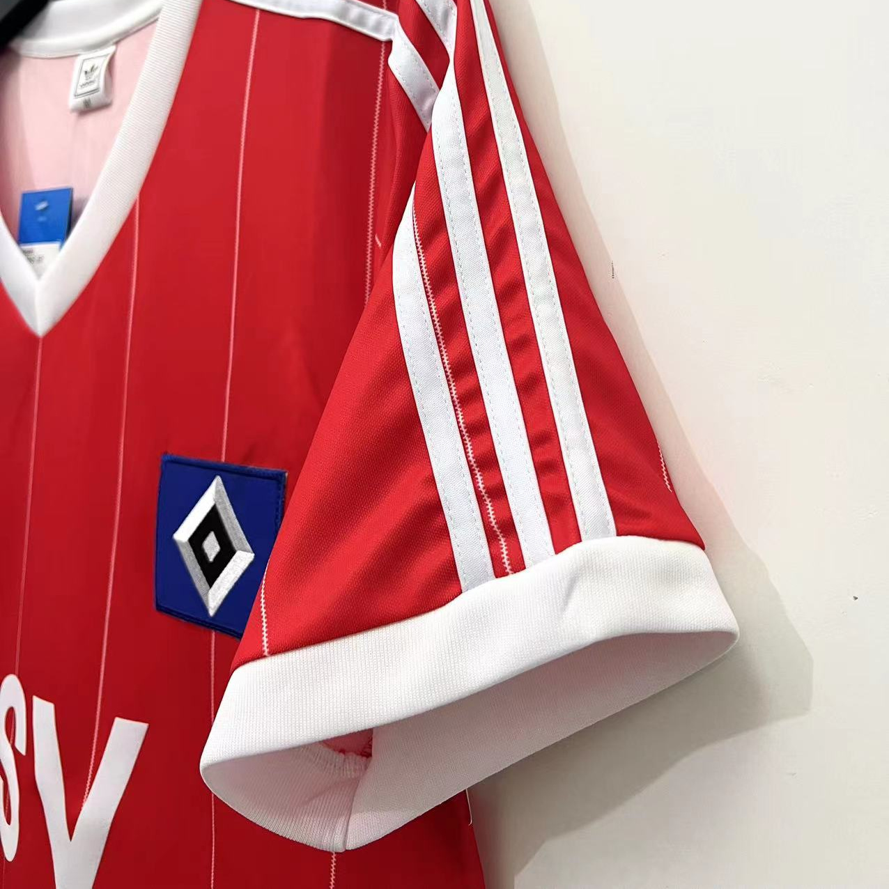 Retro Hamburger SV 83-84 Away Stadium Jersey - SOCCERDEALSHOP